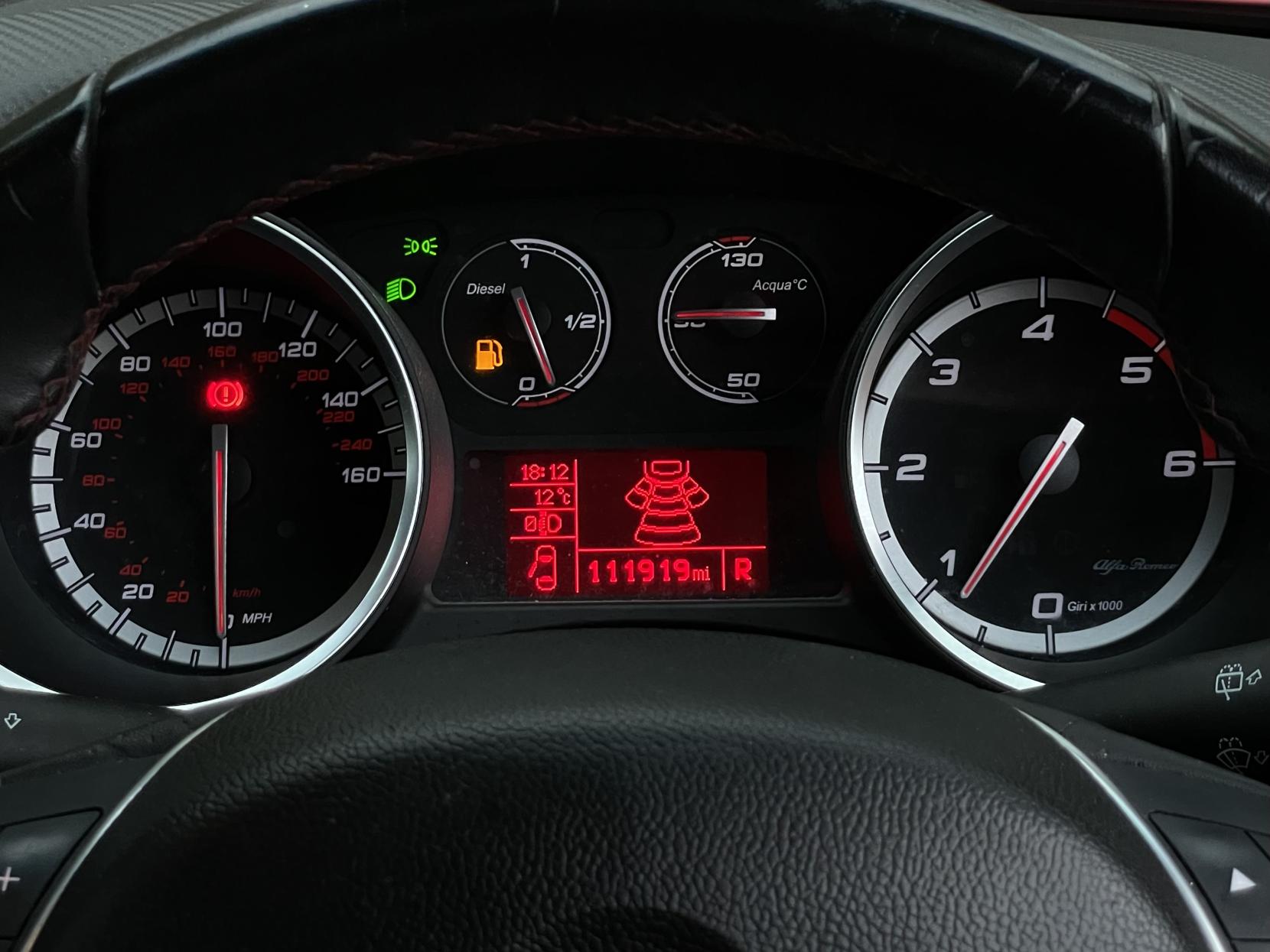 Alfa Romeo Giulietta 2.0 JTDM-2 Sprint Speciale Hatchback 5dr Diesel TCT Euro 6 (s/s) (175 bhp)