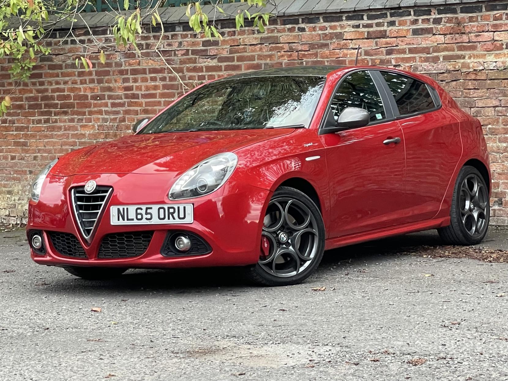 Alfa Romeo Giulietta 2.0 JTDM-2 Sprint Speciale Hatchback 5dr Diesel TCT Euro 6 (s/s) (175 bhp)
