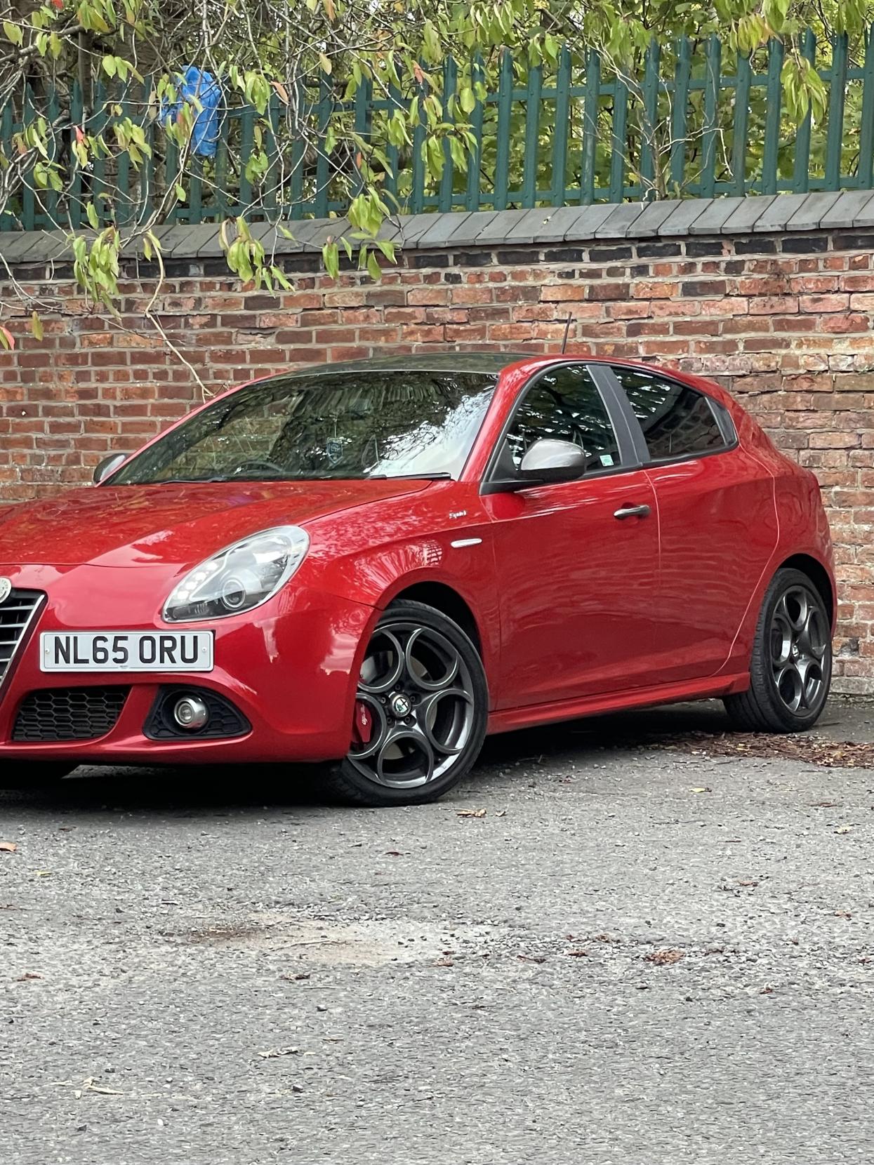 Alfa Romeo Giulietta 2.0 JTDM-2 Sprint Speciale Hatchback 5dr Diesel TCT Euro 6 (s/s) (175 bhp)