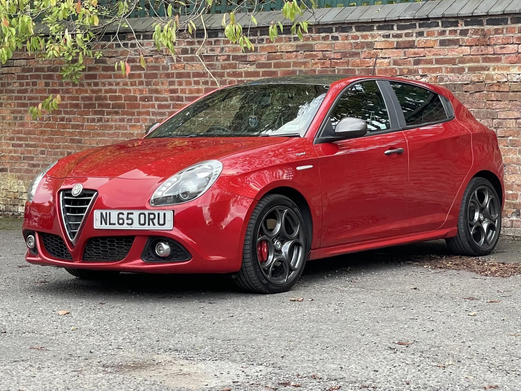 Alfa Romeo Giulietta 2.0 JTDM-2 Sprint Speciale Hatchback 5dr Diesel TCT Euro 6 (s/s) (175 bhp)