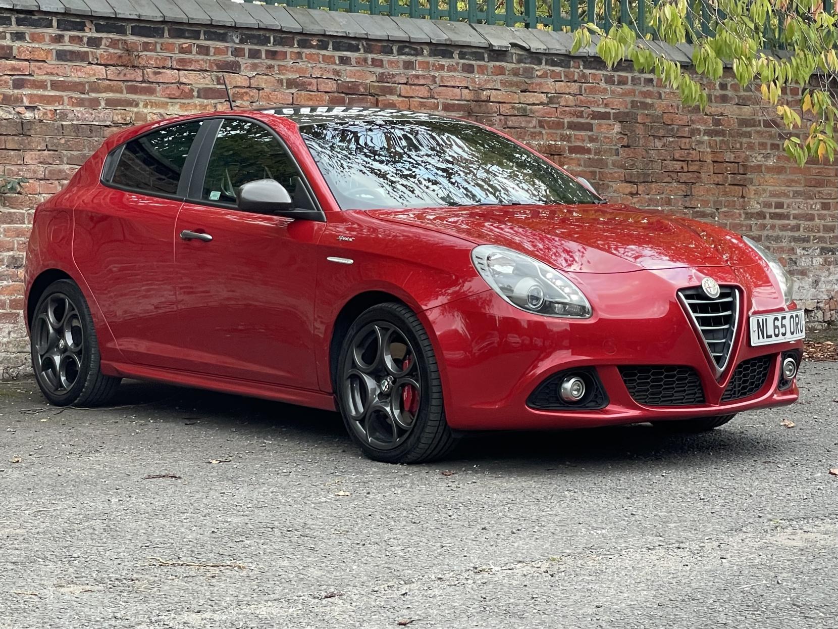 Alfa Romeo Giulietta 2.0 JTDM-2 Sprint Speciale Hatchback 5dr Diesel TCT Euro 6 (s/s) (175 bhp)