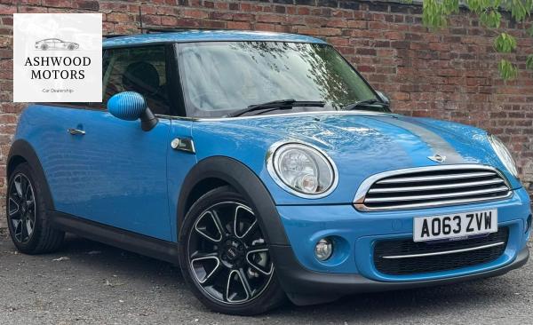 MINI Hatch 2.0 Cooper D Bayswater Hatchback 3dr Diesel Auto Euro 5 (112 ps)