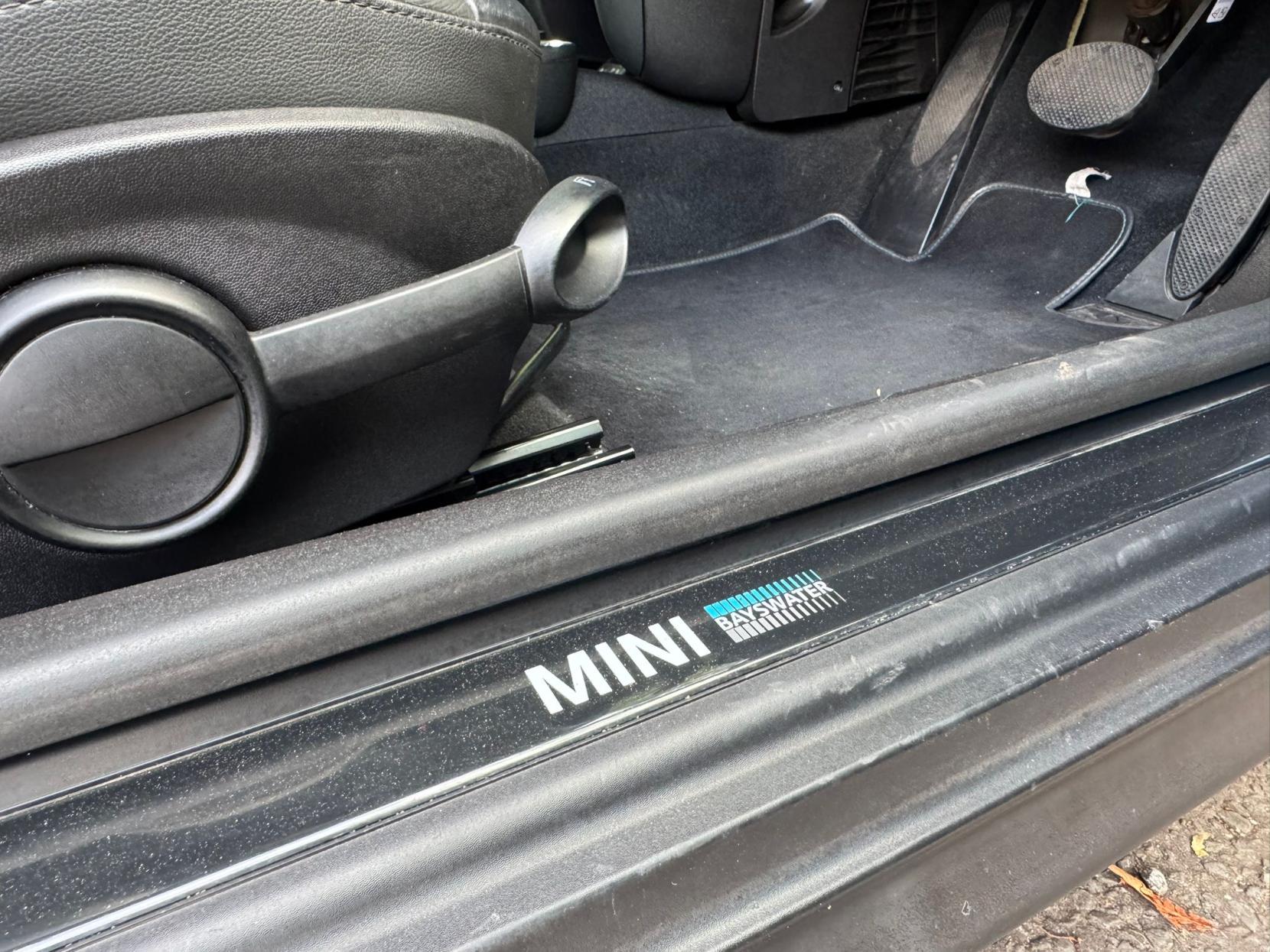 MINI Hatch 2.0 Cooper D Bayswater Hatchback 3dr Diesel Auto Euro 5 (112 ps)