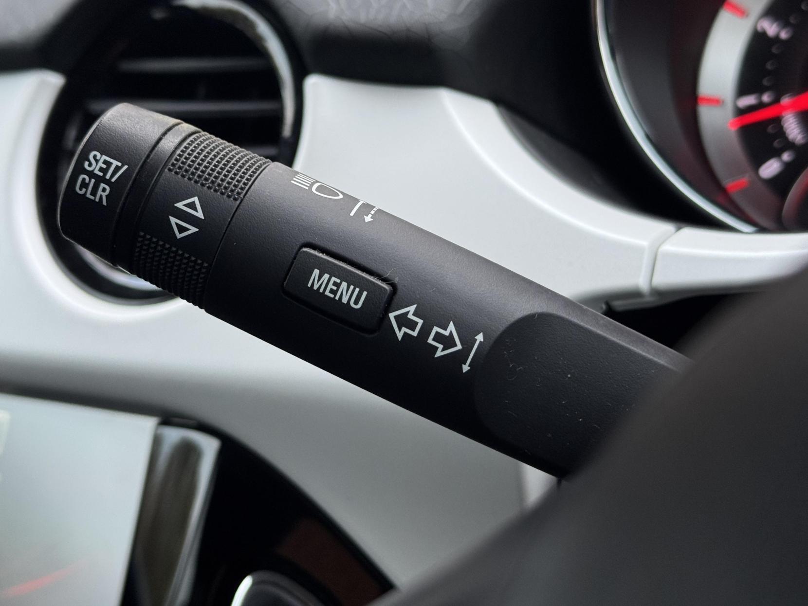 Vauxhall ADAM 1.4i JAM Hatchback 3dr Petrol Manual Euro 6 (87 ps)