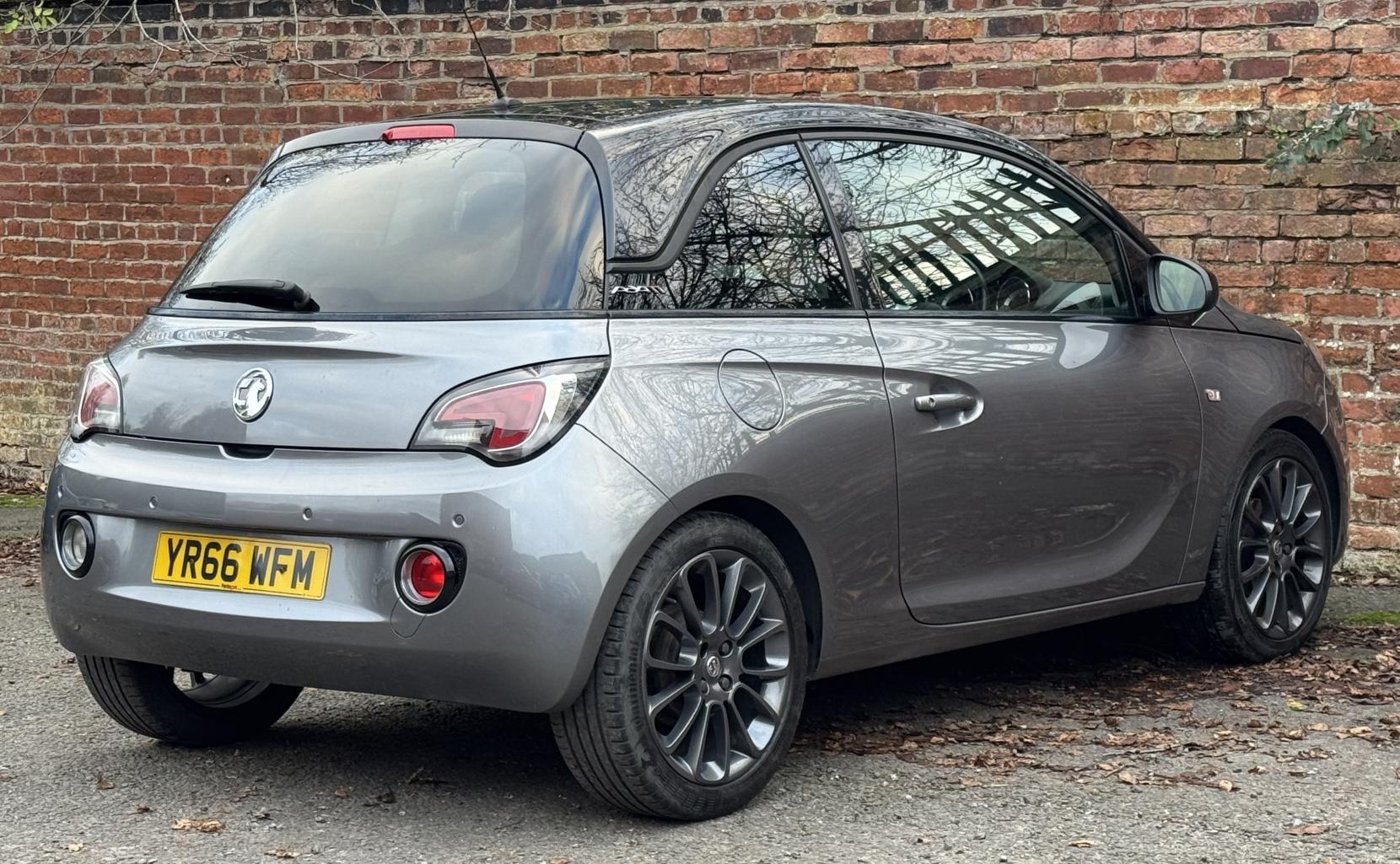 Vauxhall ADAM 1.4i JAM Hatchback 3dr Petrol Manual Euro 6 (87 ps)