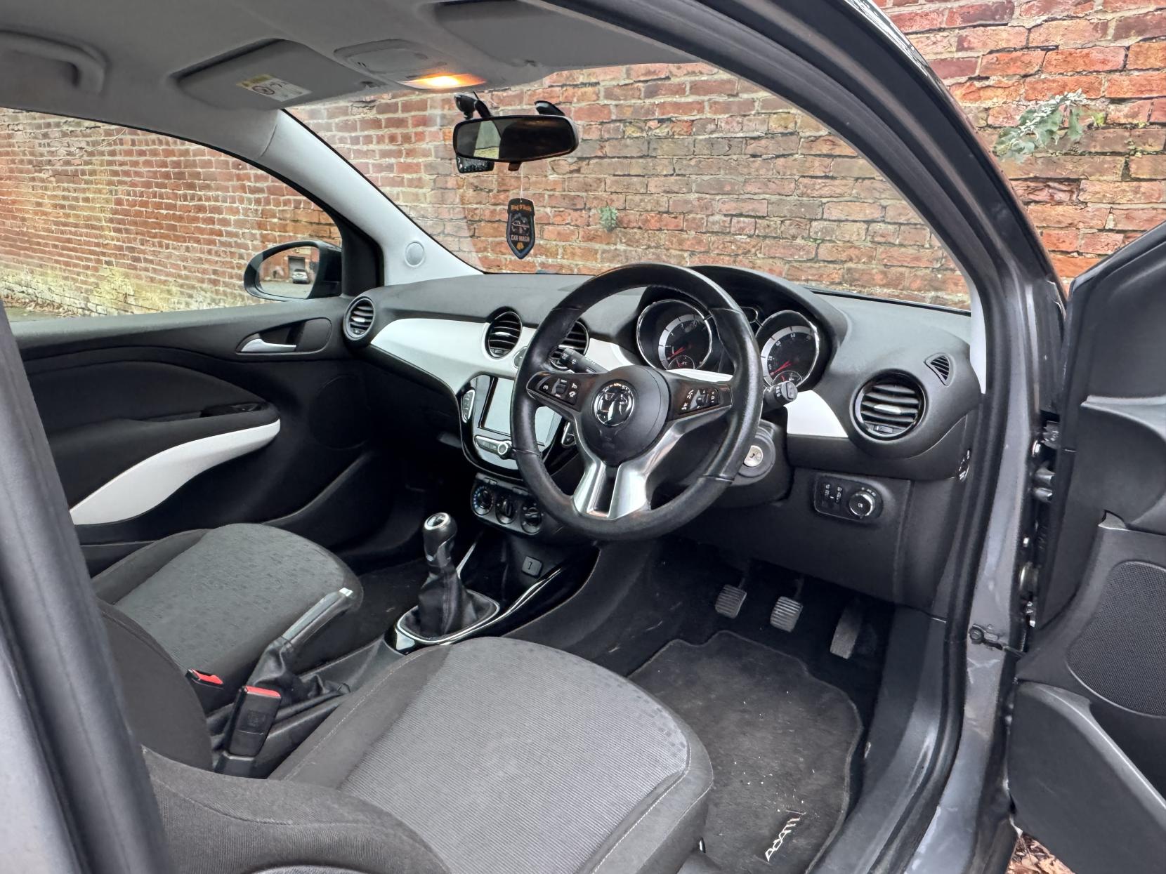 Vauxhall ADAM 1.4i JAM Hatchback 3dr Petrol Manual Euro 6 (87 ps)