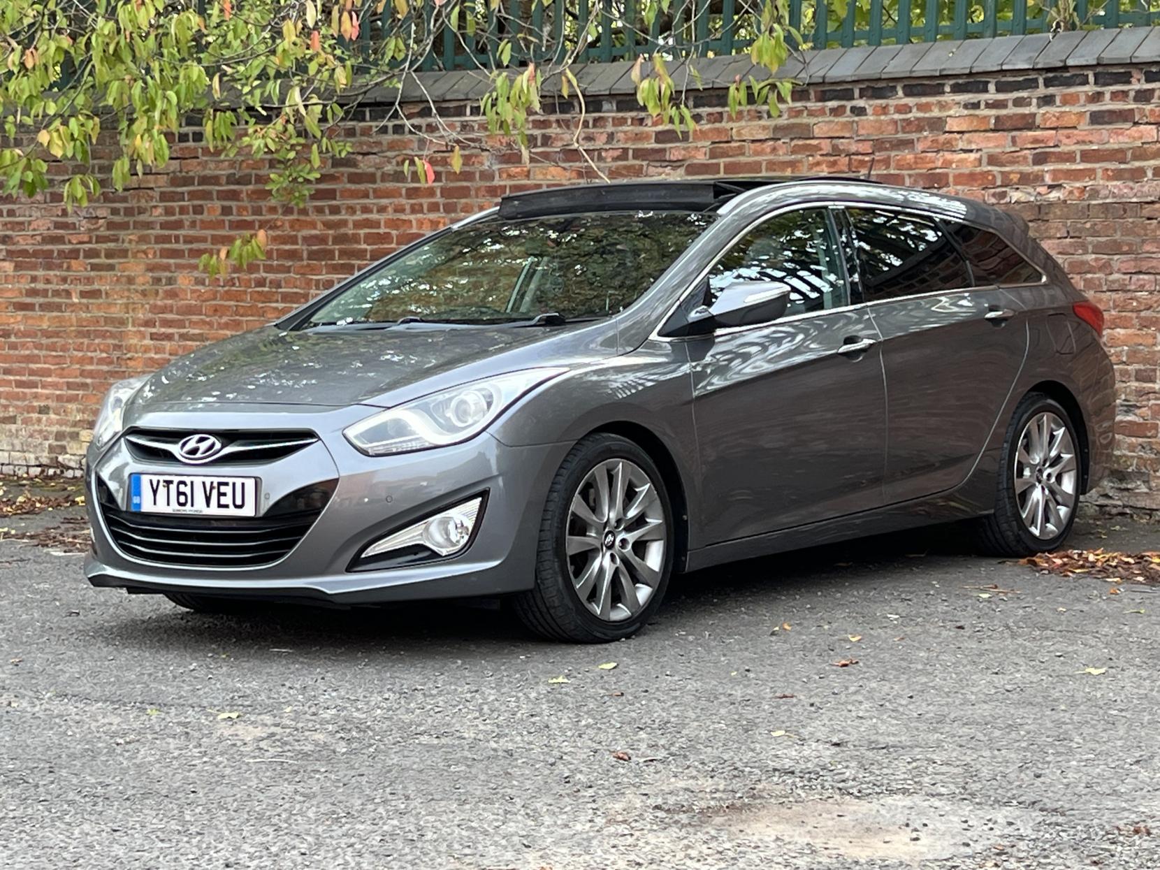 Hyundai i40 1.7 CRDi Premium Estate 5dr Diesel Auto Euro 5 (136 ps)