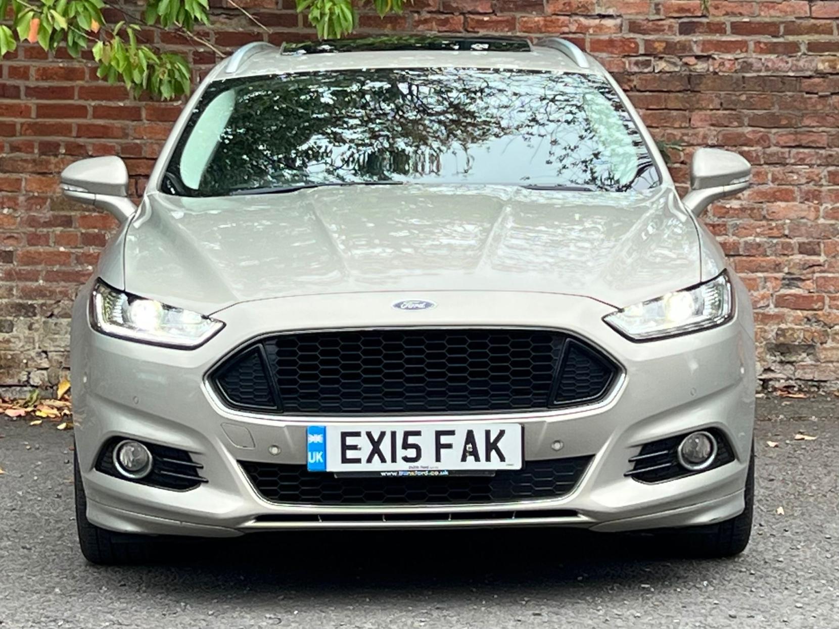Ford Mondeo 2.0 TDCi Titanium Estate 5dr Diesel Powershift Euro 6 (s/s) (180 ps)