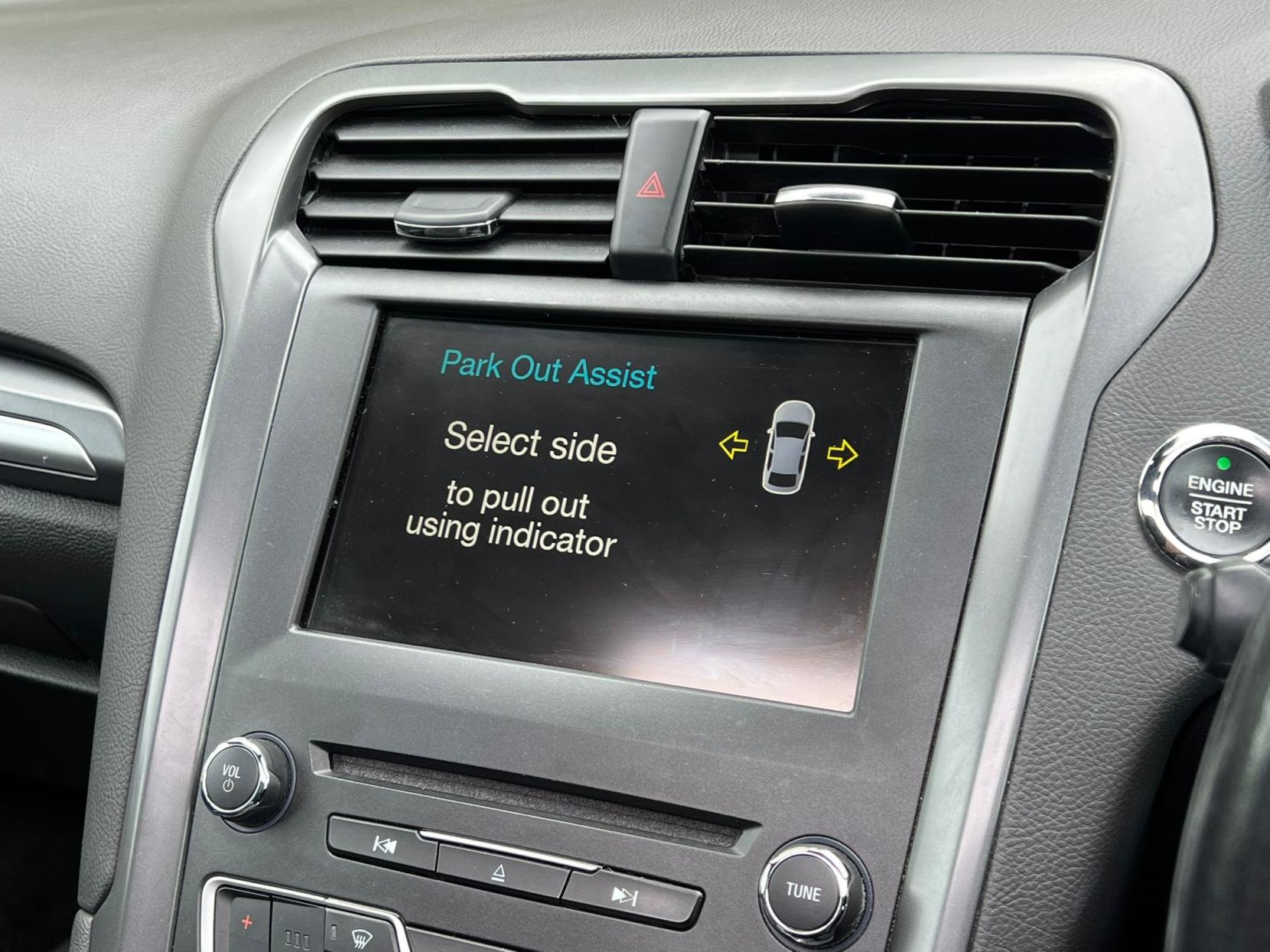 Ford Mondeo 2.0 TDCi Titanium Estate 5dr Diesel Powershift Euro 6 (s/s) (180 ps)