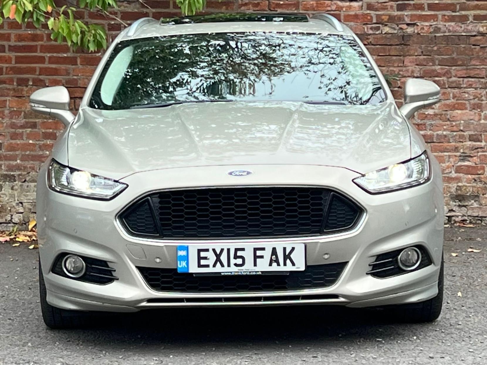 Ford Mondeo 2.0 TDCi Titanium Estate 5dr Diesel Powershift Euro 6 (s/s) (180 ps)