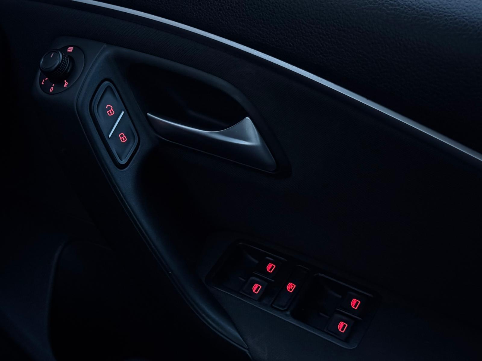 Volkswagen Polo 1.4 TDI BlueMotion Tech SE Hatchback 5dr Diesel Manual Euro 6 (s/s) (75 ps)