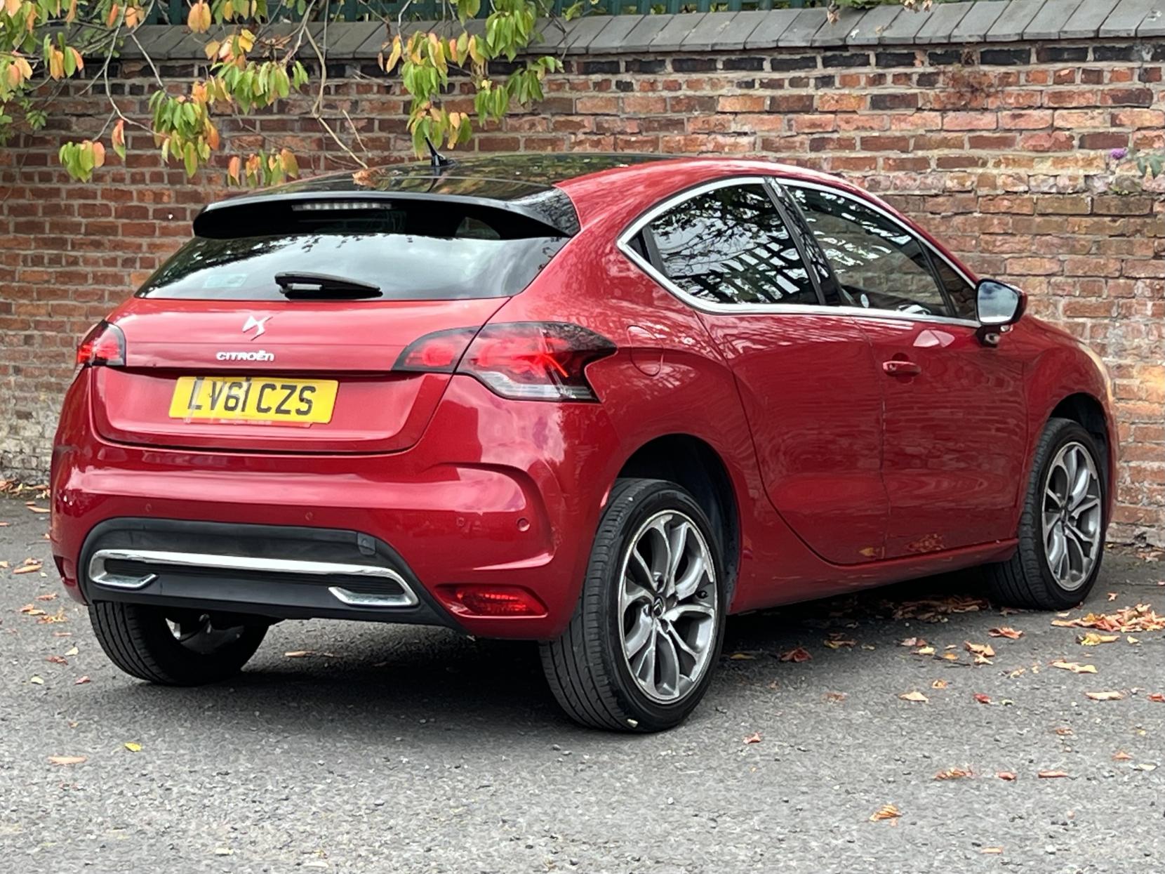 Citroen DS4 1.6 e-HDi Airdream DStyle Hatchback 5dr Diesel EGS6 Euro 5 (s/s) (110 ps)