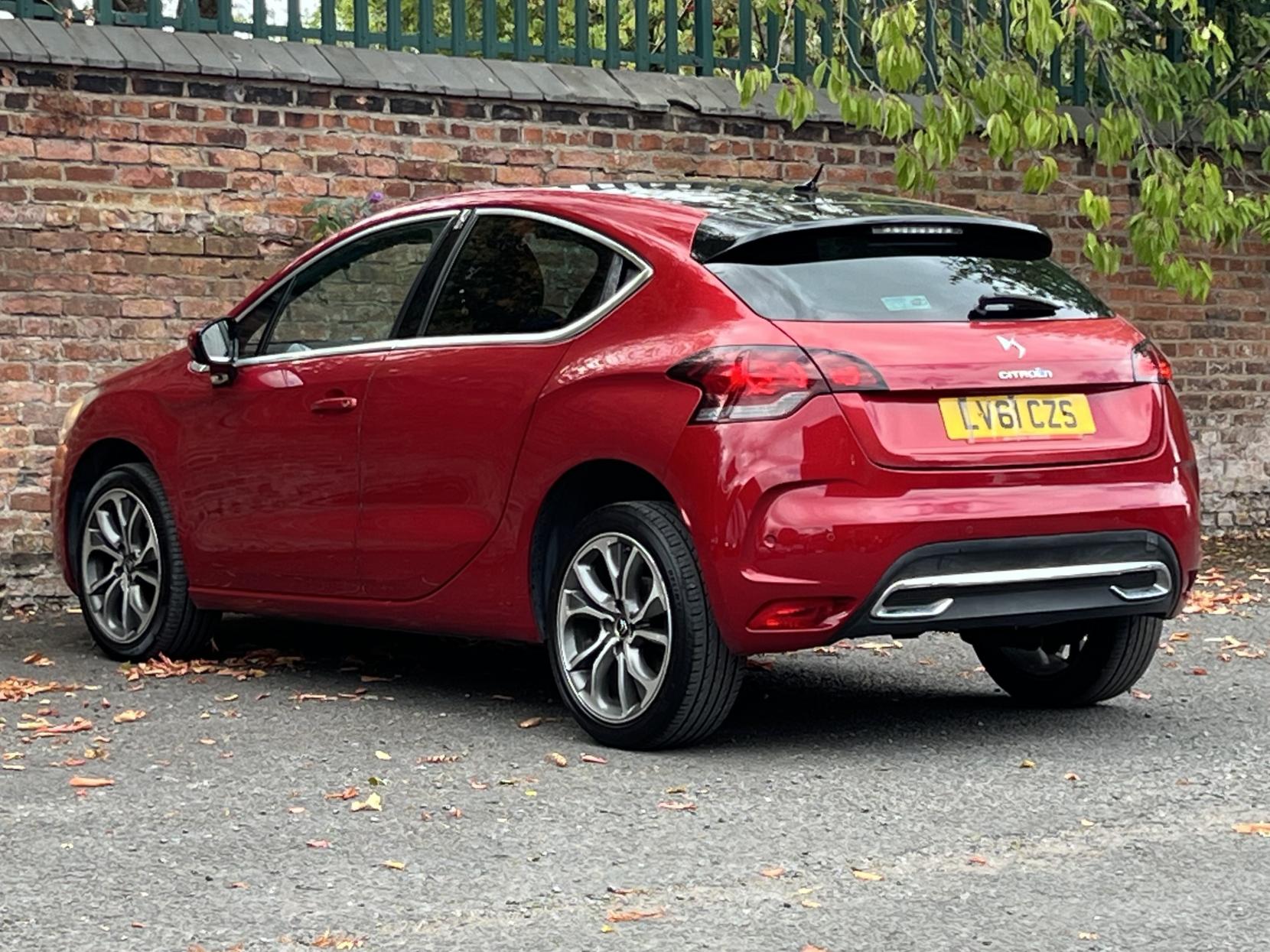 Citroen DS4 1.6 e-HDi Airdream DStyle Hatchback 5dr Diesel EGS6 Euro 5 (s/s) (110 ps)