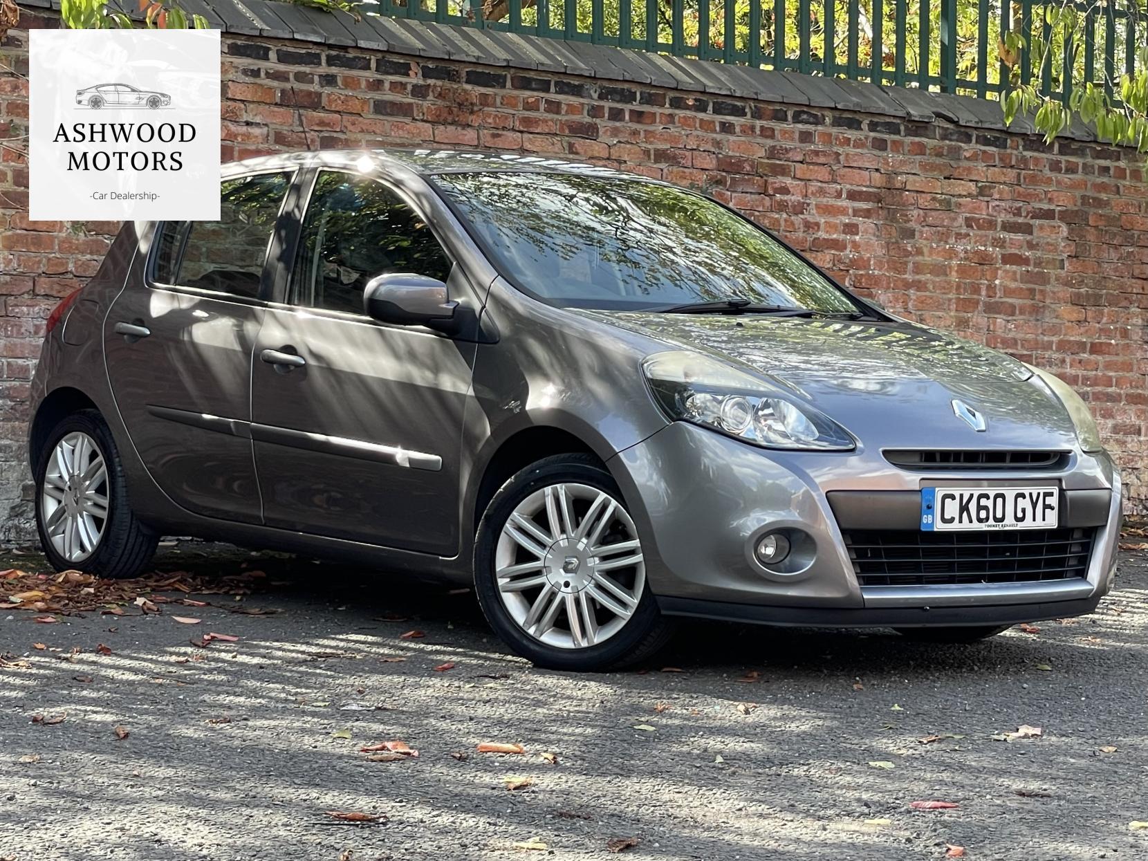 Renault Clio 1.6 VVT Initiale TomTom Hatchback 5dr Petrol Auto Euro 5 (111 ps)