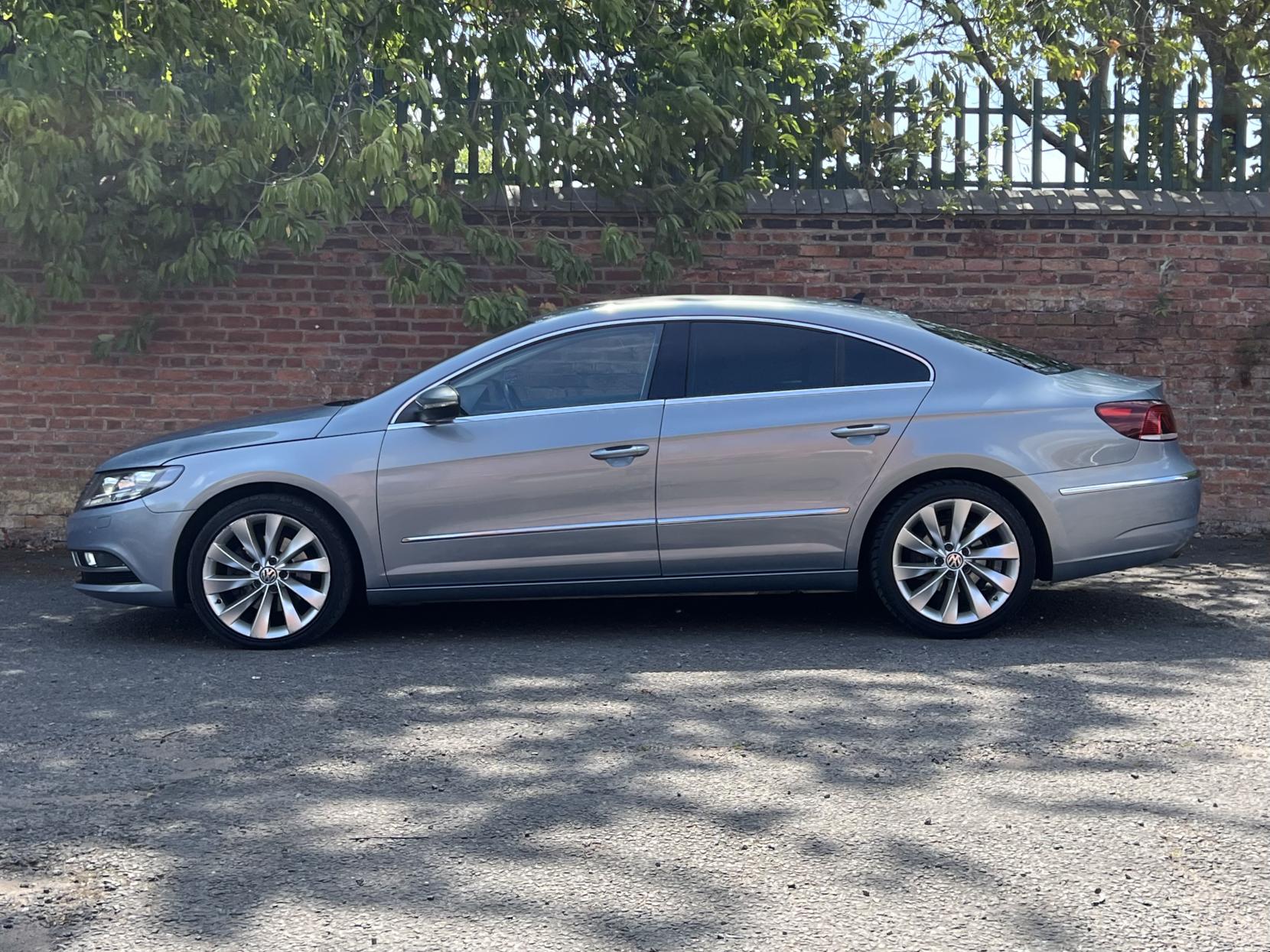 Volkswagen CC 2.0 TDI BlueMotion Tech GT Saloon 4dr Diesel DSG Euro 5 (s/s) (140 ps)