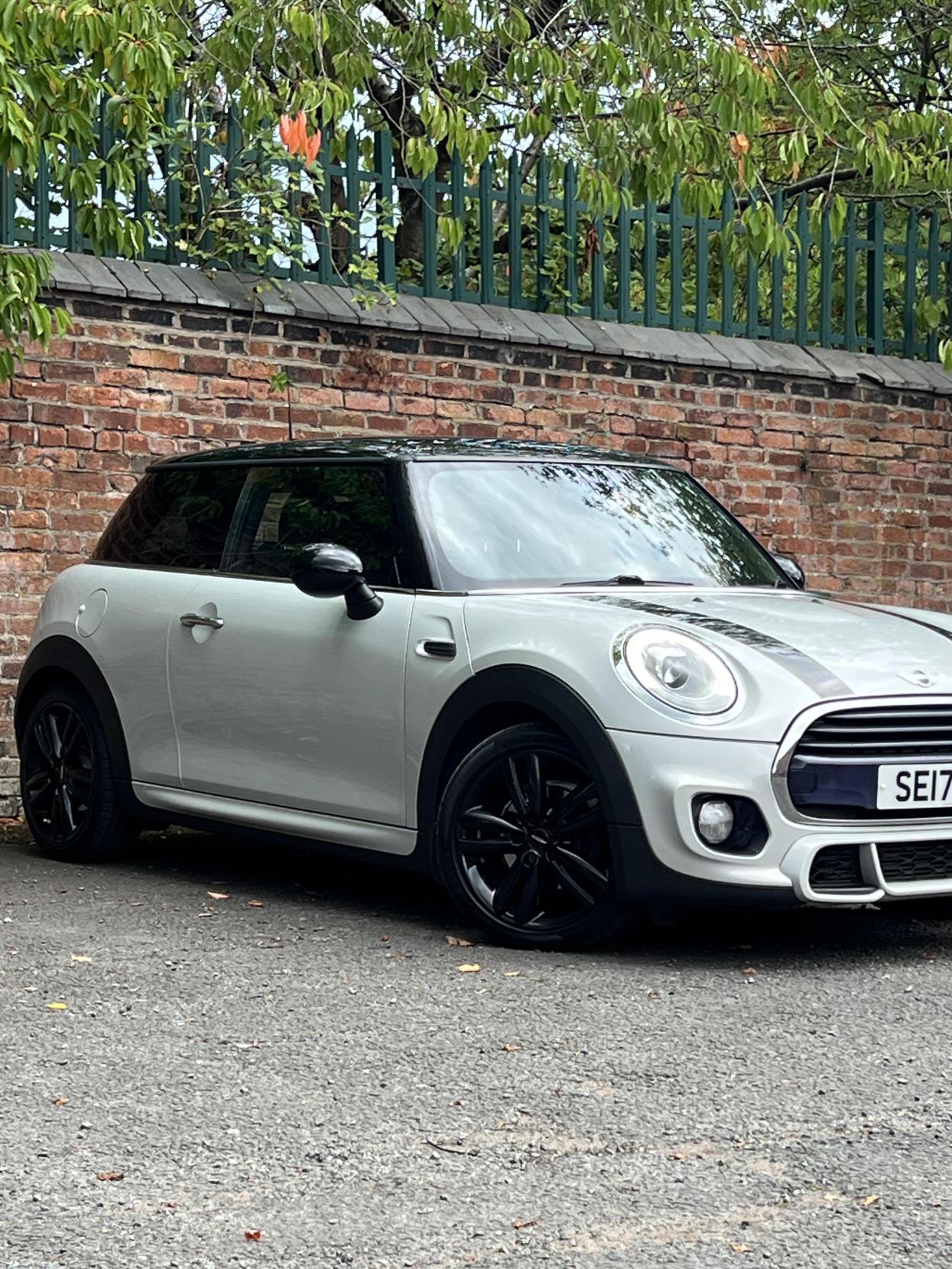 MINI Hatch 1.5 Cooper D Hatchback 3dr Diesel Auto Euro 6 (s/s) (116 ps)