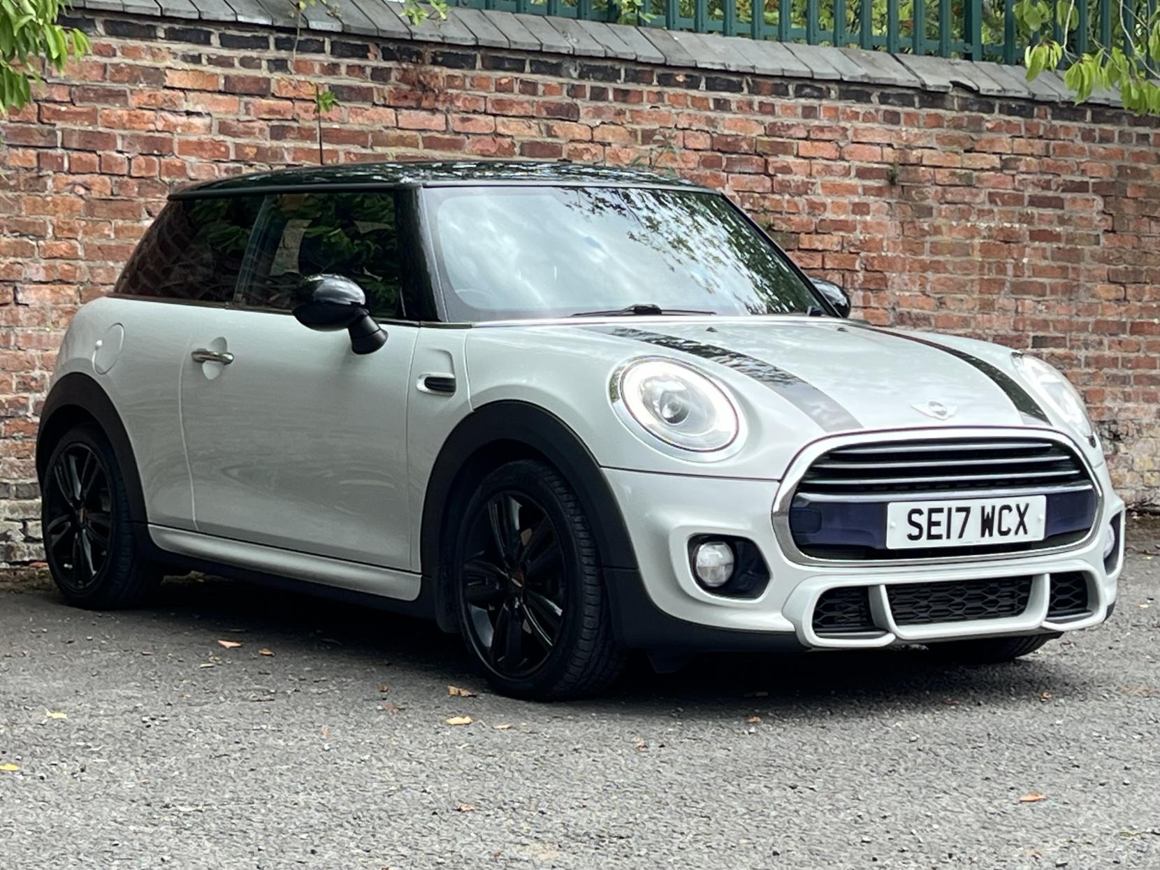 MINI Hatch 1.5 Cooper D Hatchback 3dr Diesel Auto Euro 6 (s/s) (116 ps)