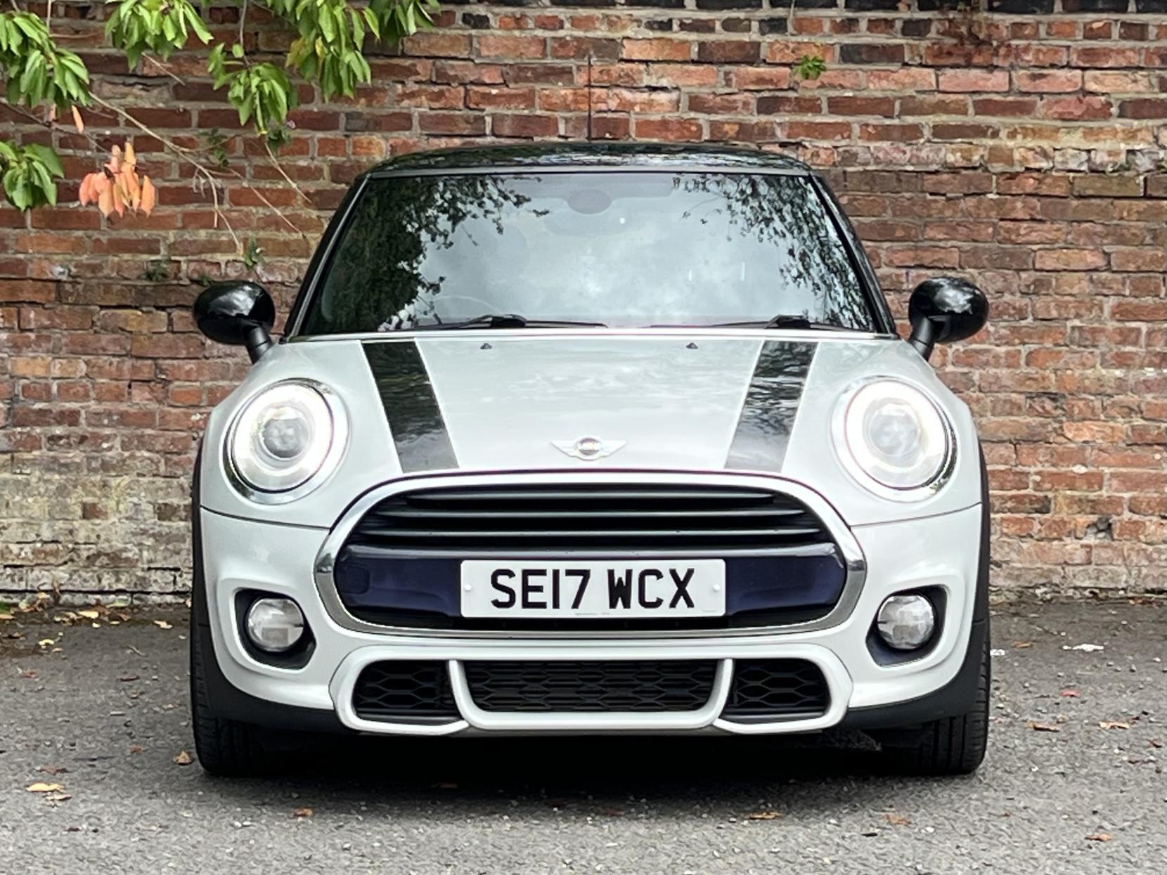 MINI Hatch 1.5 Cooper D Hatchback 3dr Diesel Auto Euro 6 (s/s) (116 ps)