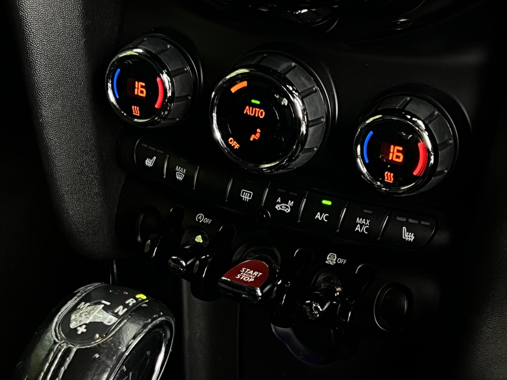 MINI Hatch 1.5 Cooper D Hatchback 3dr Diesel Auto Euro 6 (s/s) (116 ps)