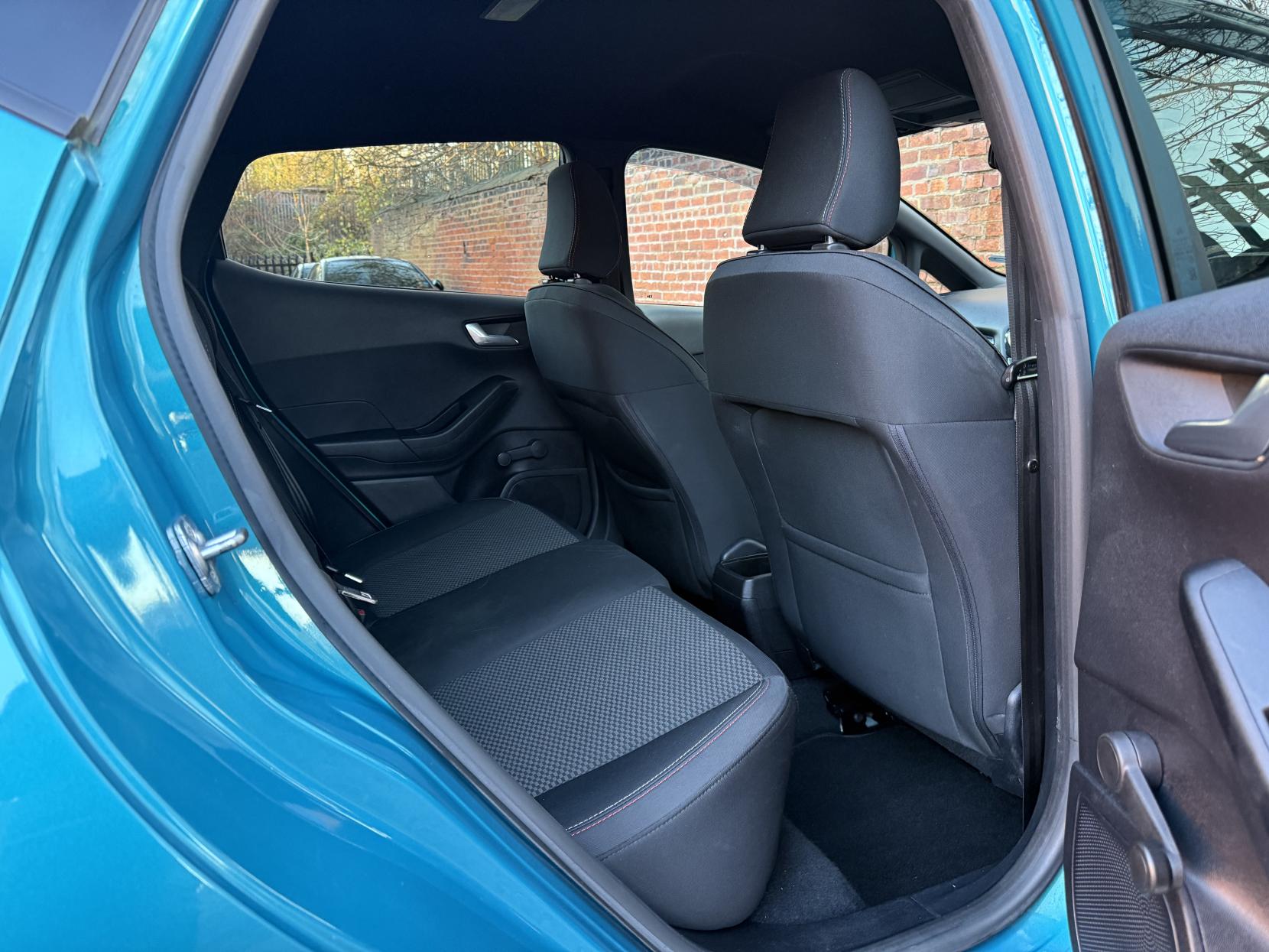 Ford Fiesta 1.0T EcoBoost GPF ST-Line Hatchback 5dr Petrol Auto Euro 6 (s/s) (100 ps)