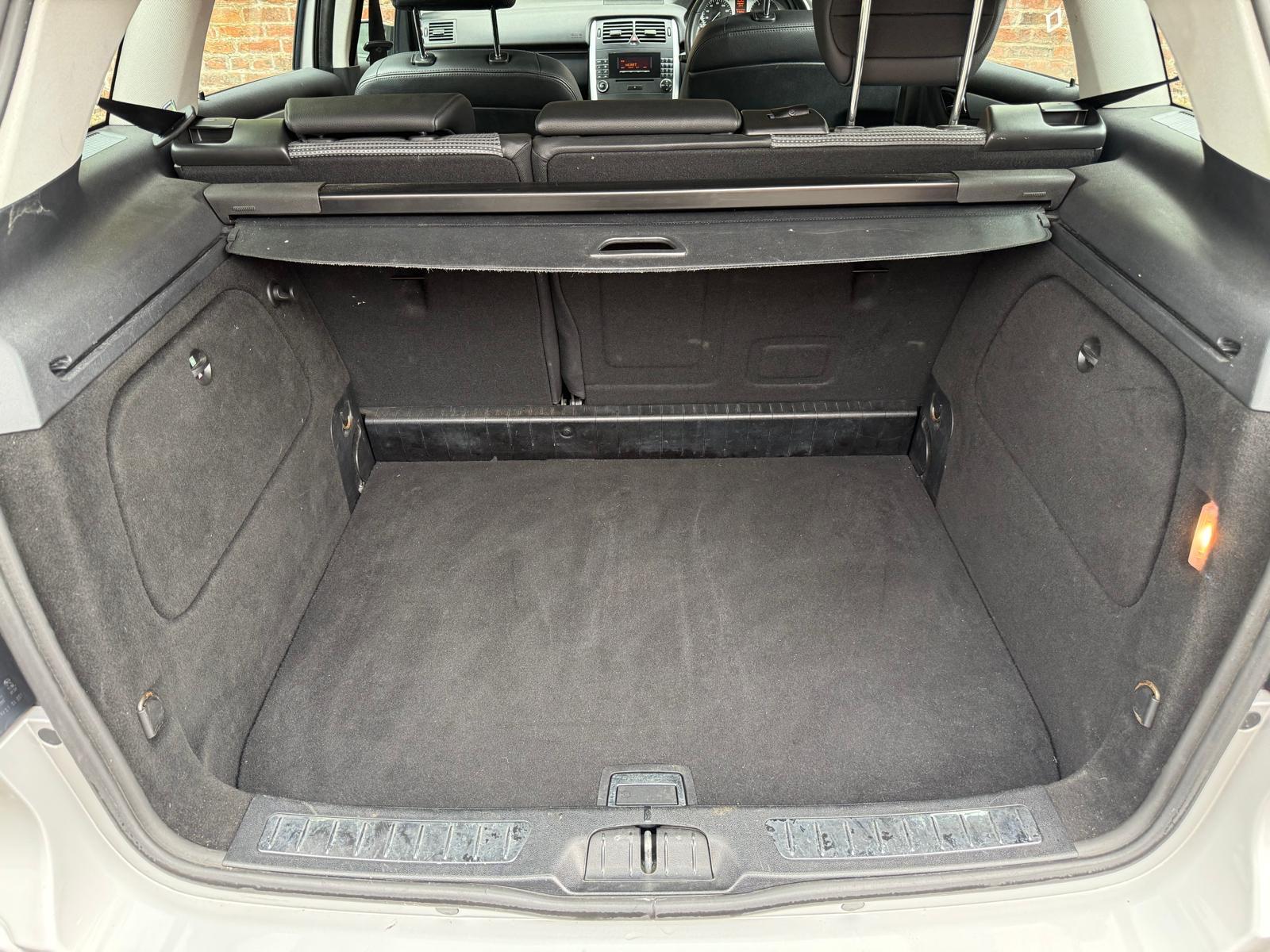 Mercedes-Benz B Class 2.0 B200 SE MPV 5dr Diesel CVT (159 g/km, 140 bhp)