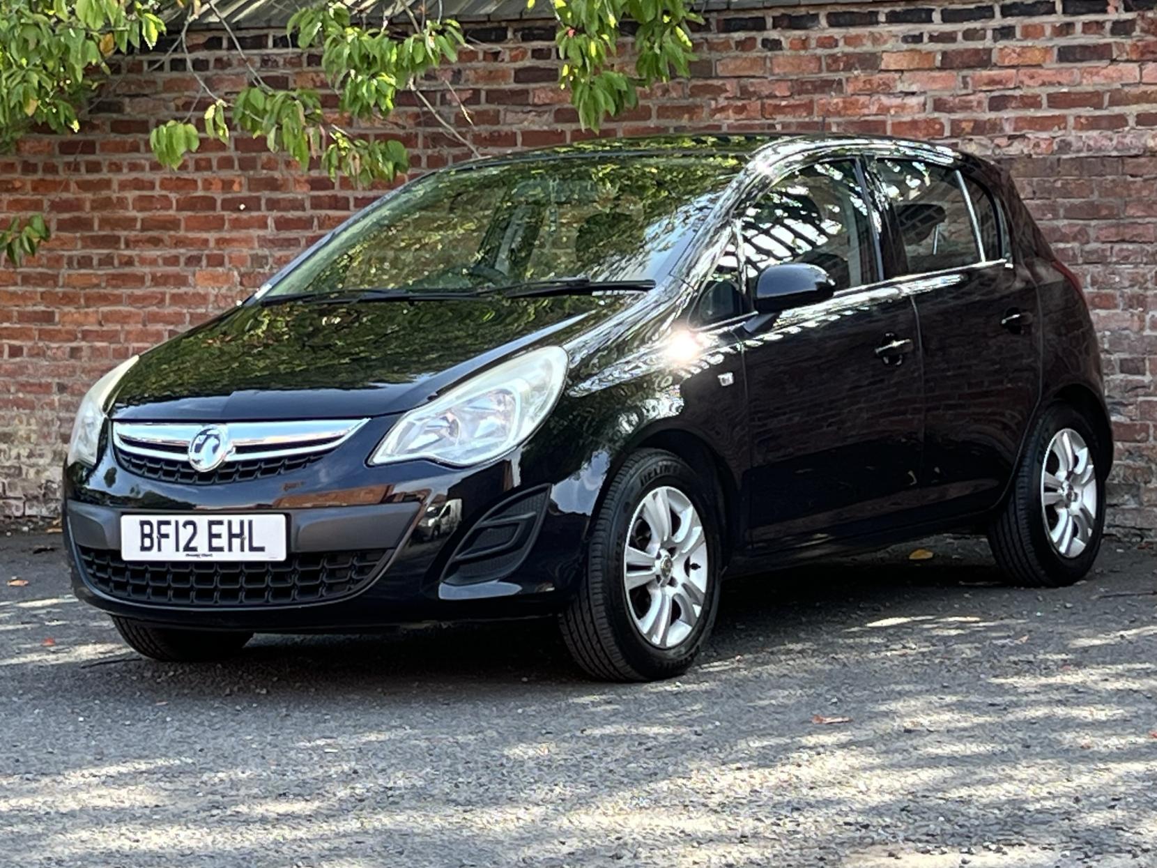 Vauxhall Corsa 1.2 16V Exclusiv Hatchback 5dr Petrol Easytronic Euro 5 (A/C) (85 ps)