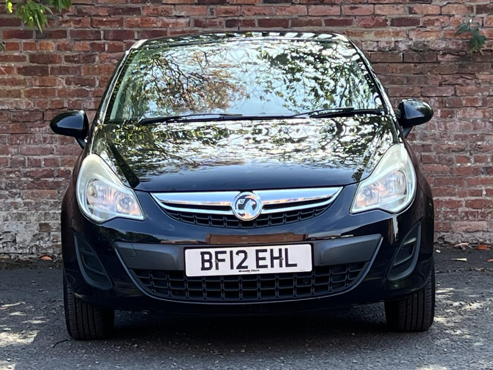 Vauxhall Corsa 1.2 16V Exclusiv Hatchback 5dr Petrol Easytronic Euro 5 (A/C) (85 ps)