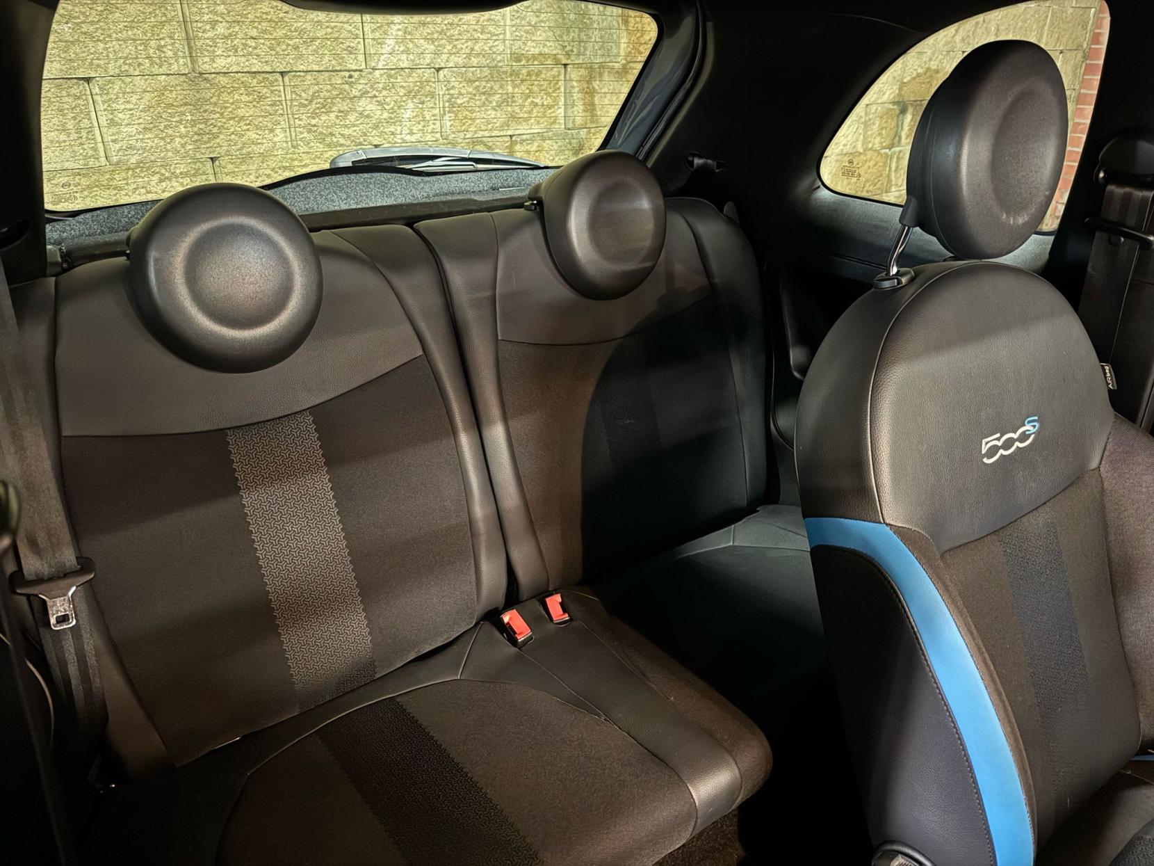 Fiat 500 1.2 S Hatchback 3dr Petrol Dualogic Euro 6 (s/s) (69 bhp)