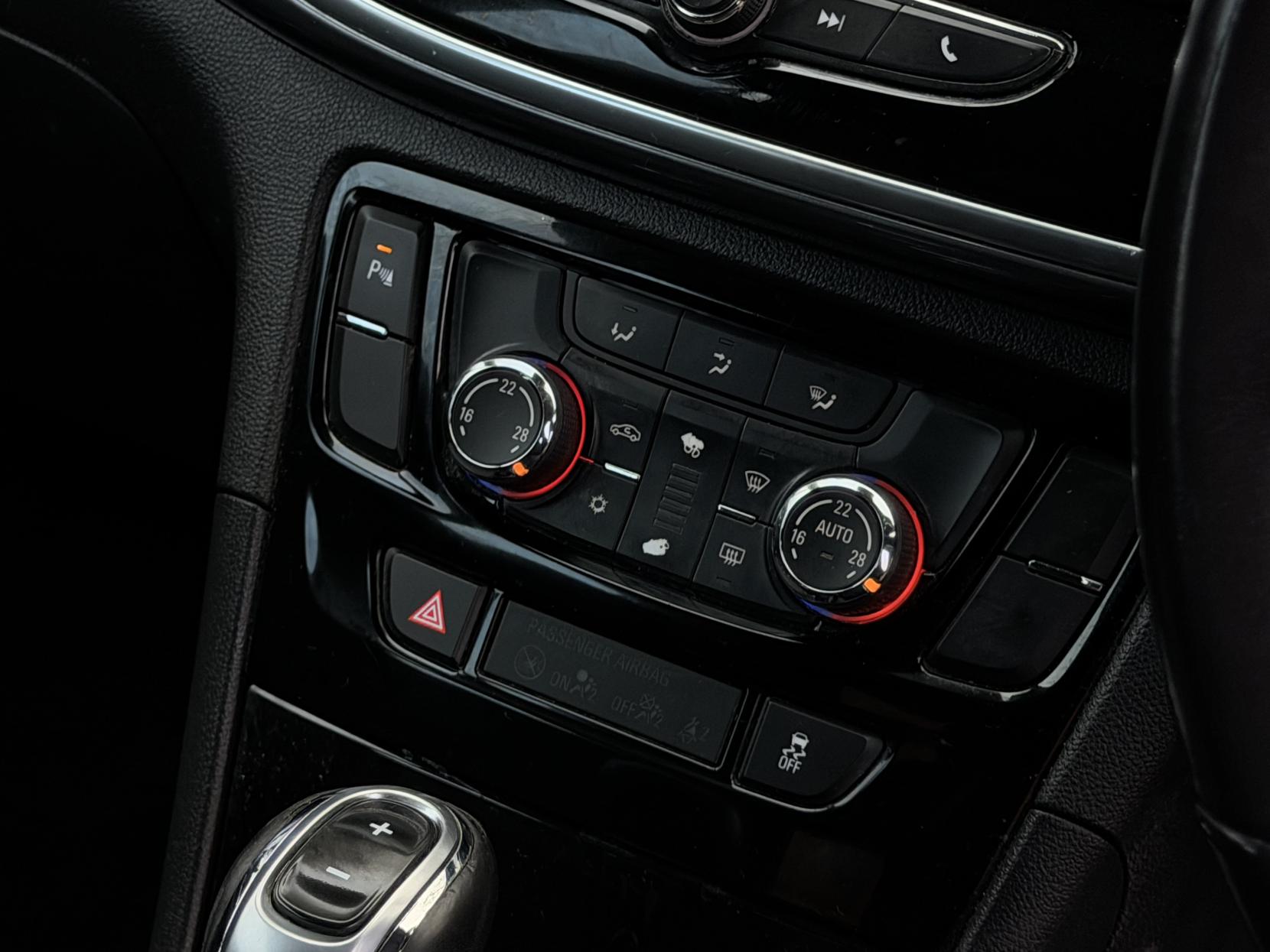 Vauxhall Mokka X 1.4i Turbo Active SUV 5dr Petrol Auto Euro 6 (140 ps)