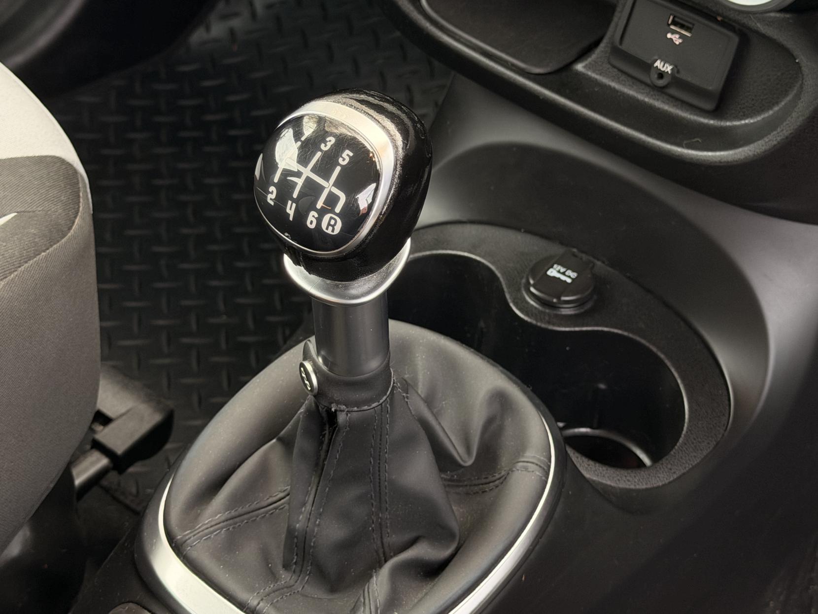 Fiat 500L 1.4 Pop Star MPV 5dr Petrol Manual Euro 6 (95 bhp)