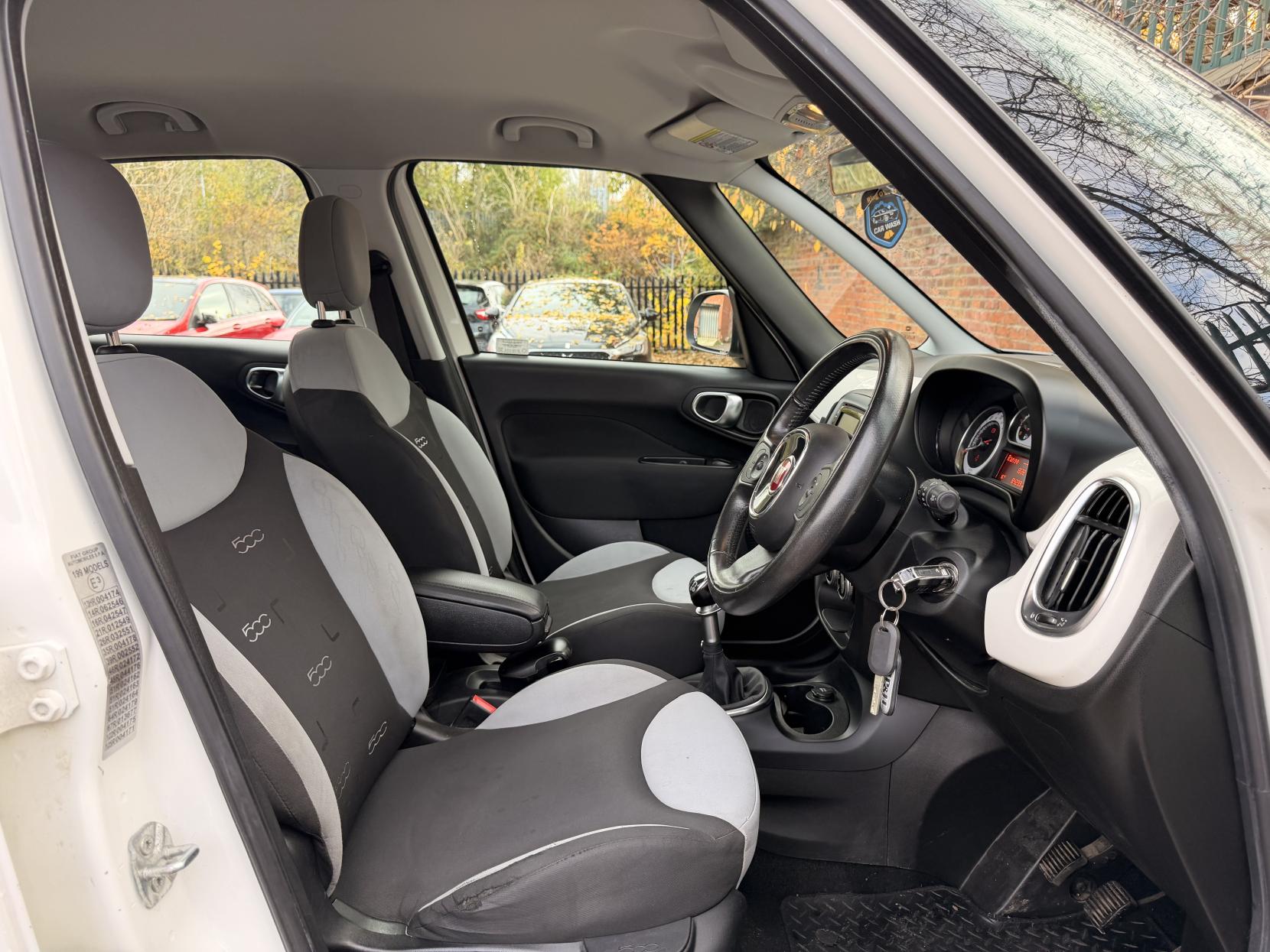 Fiat 500L 1.4 Pop Star MPV 5dr Petrol Manual Euro 6 (95 bhp)