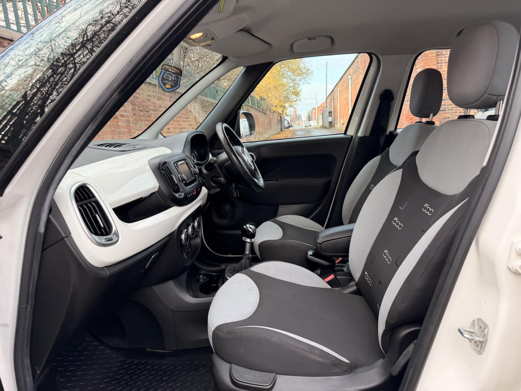 Fiat 500L 1.4 Pop Star MPV 5dr Petrol Manual Euro 6 (95 bhp)