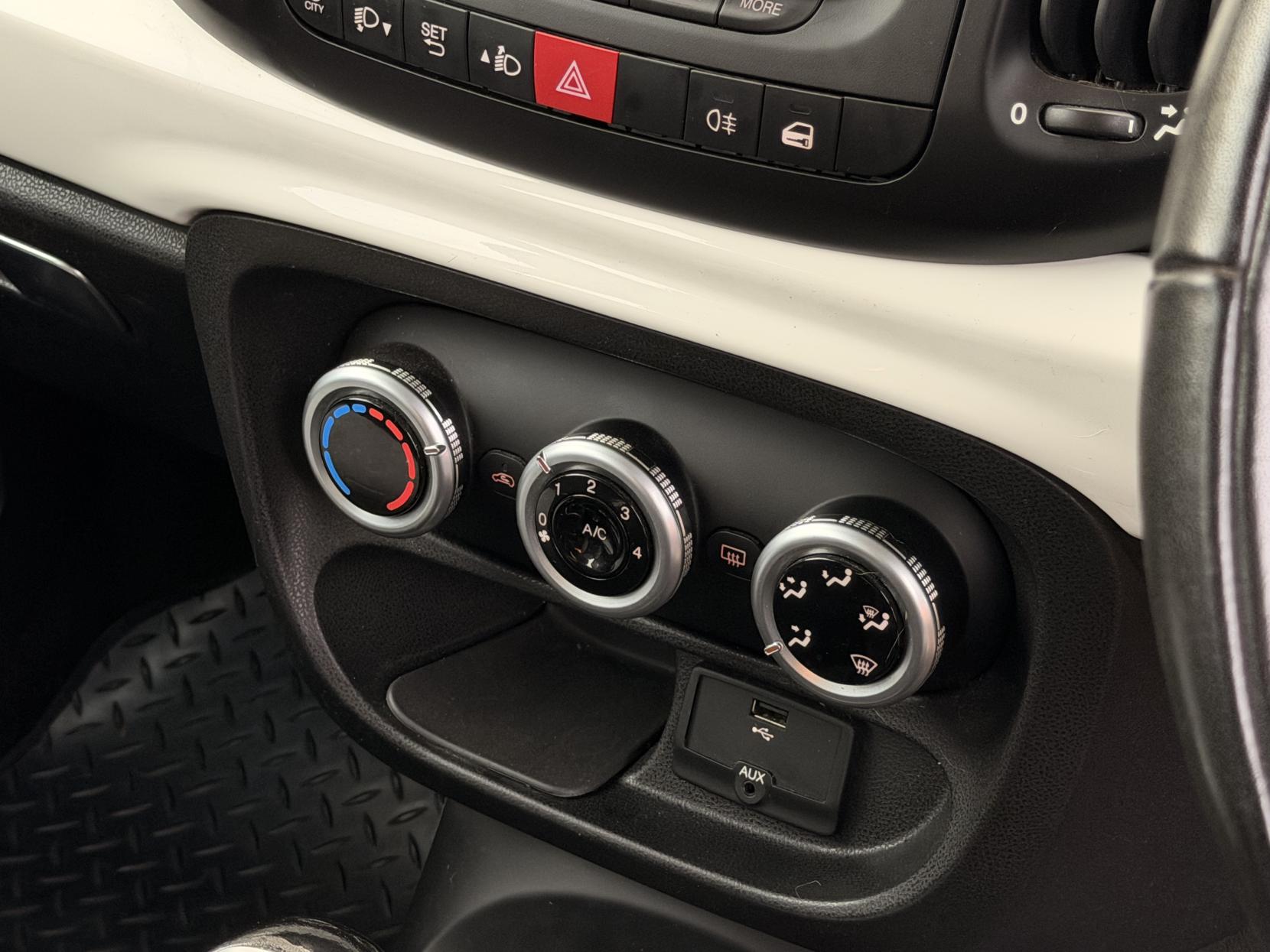 Fiat 500L 1.4 Pop Star MPV 5dr Petrol Manual Euro 6 (95 bhp)