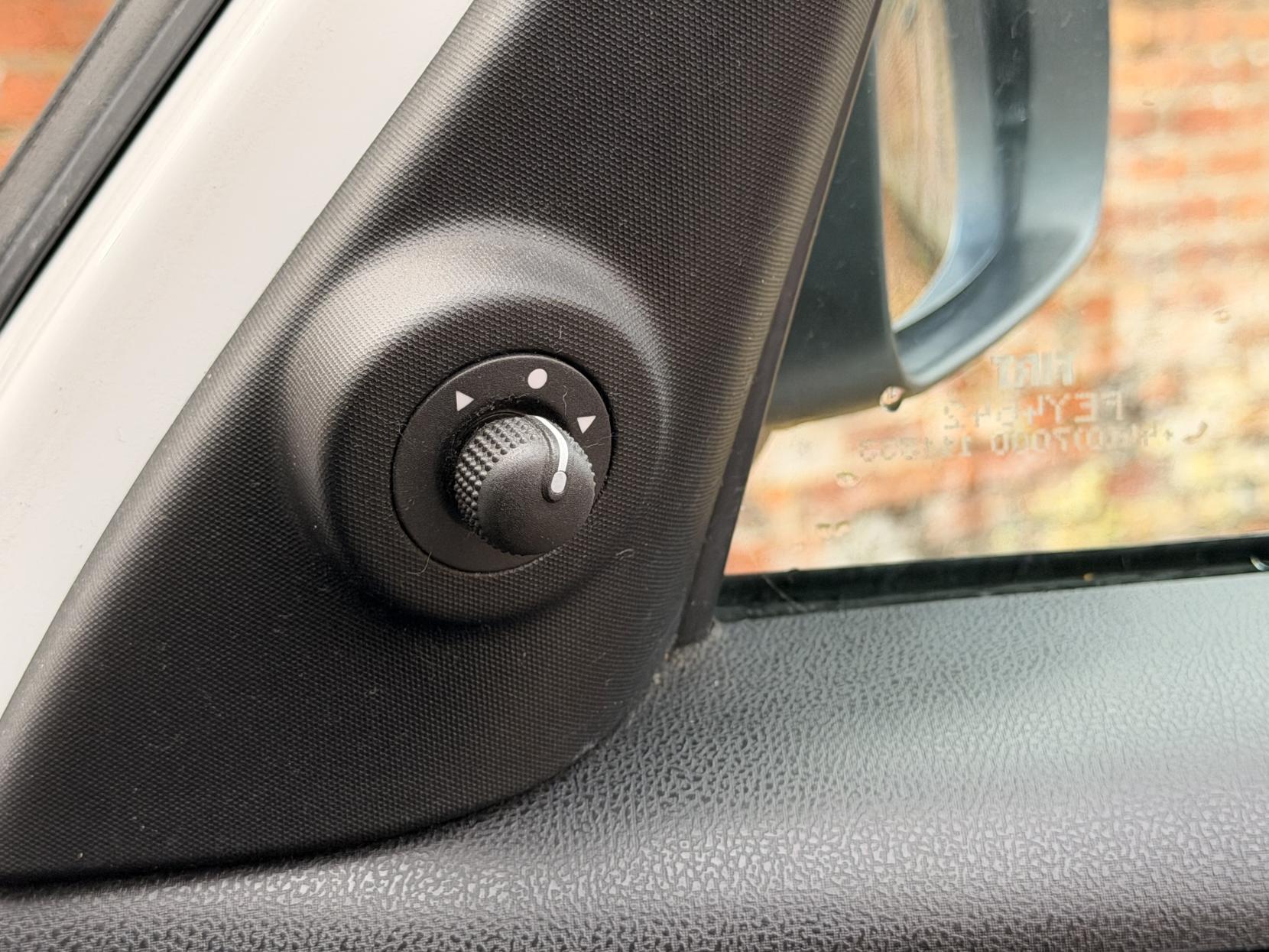 Fiat 500L 1.4 Pop Star MPV 5dr Petrol Manual Euro 6 (95 bhp)