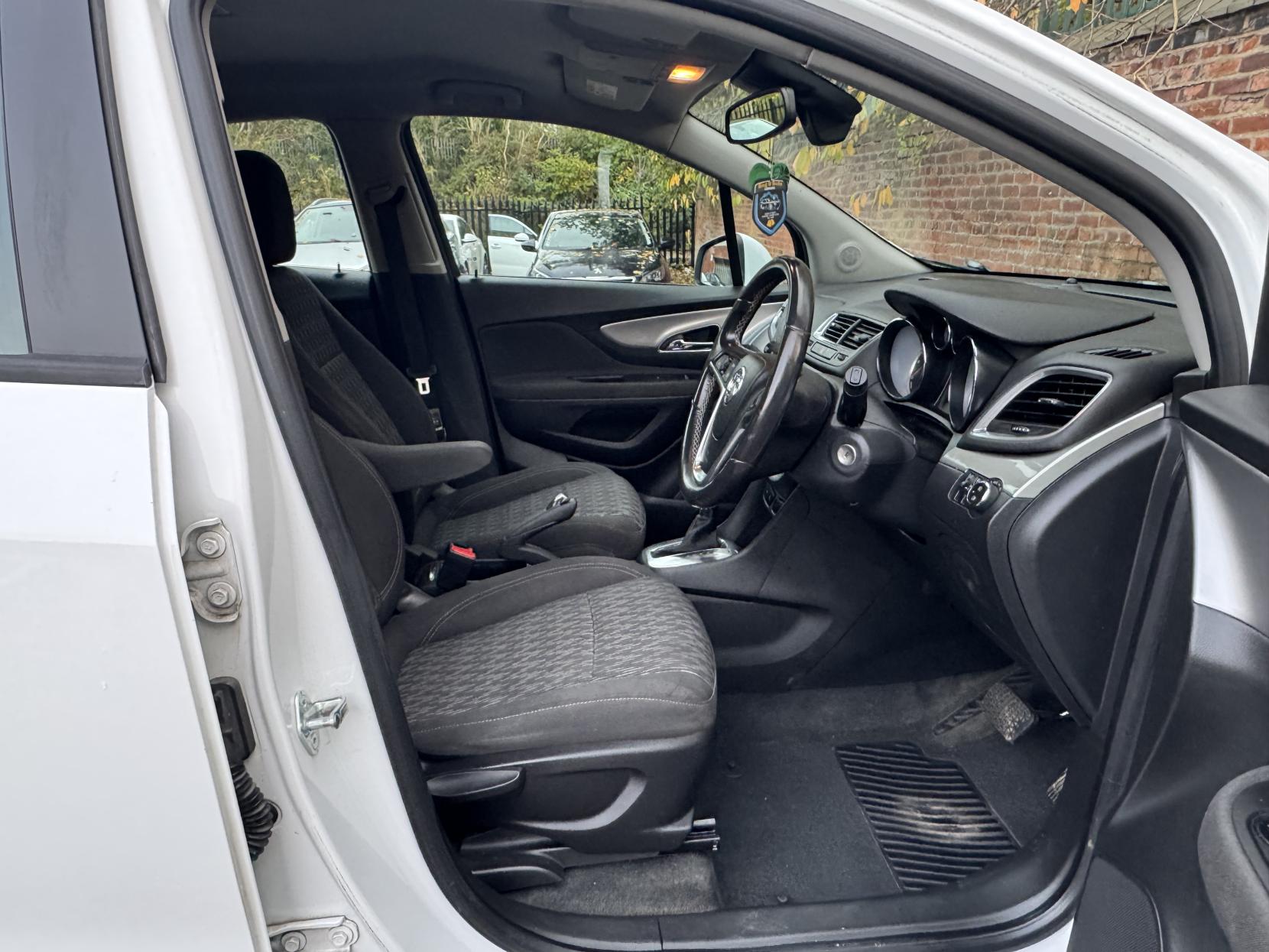 Vauxhall Mokka 1.7 CDTi Exclusiv SUV 5dr Diesel Auto 2WD Euro 5 (130 ps)