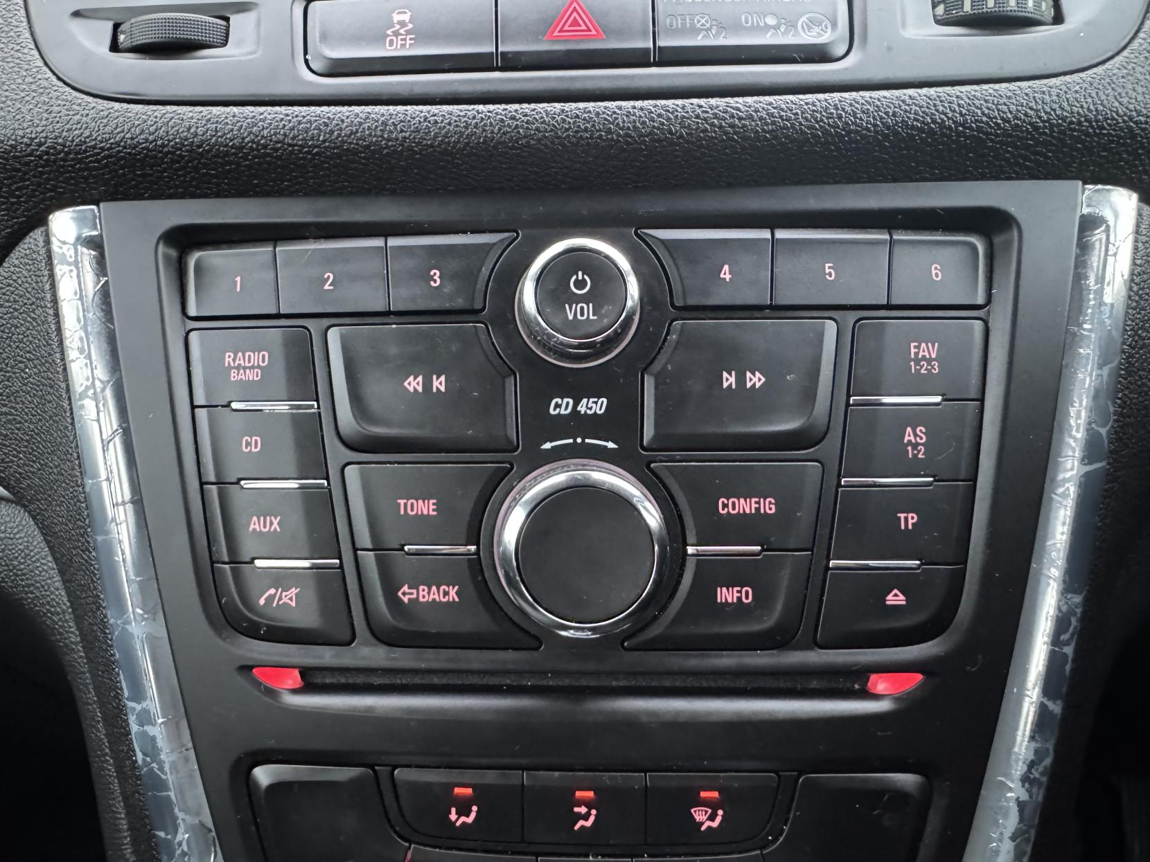 Vauxhall Mokka 1.7 CDTi Exclusiv SUV 5dr Diesel Auto 2WD Euro 5 (130 ps)