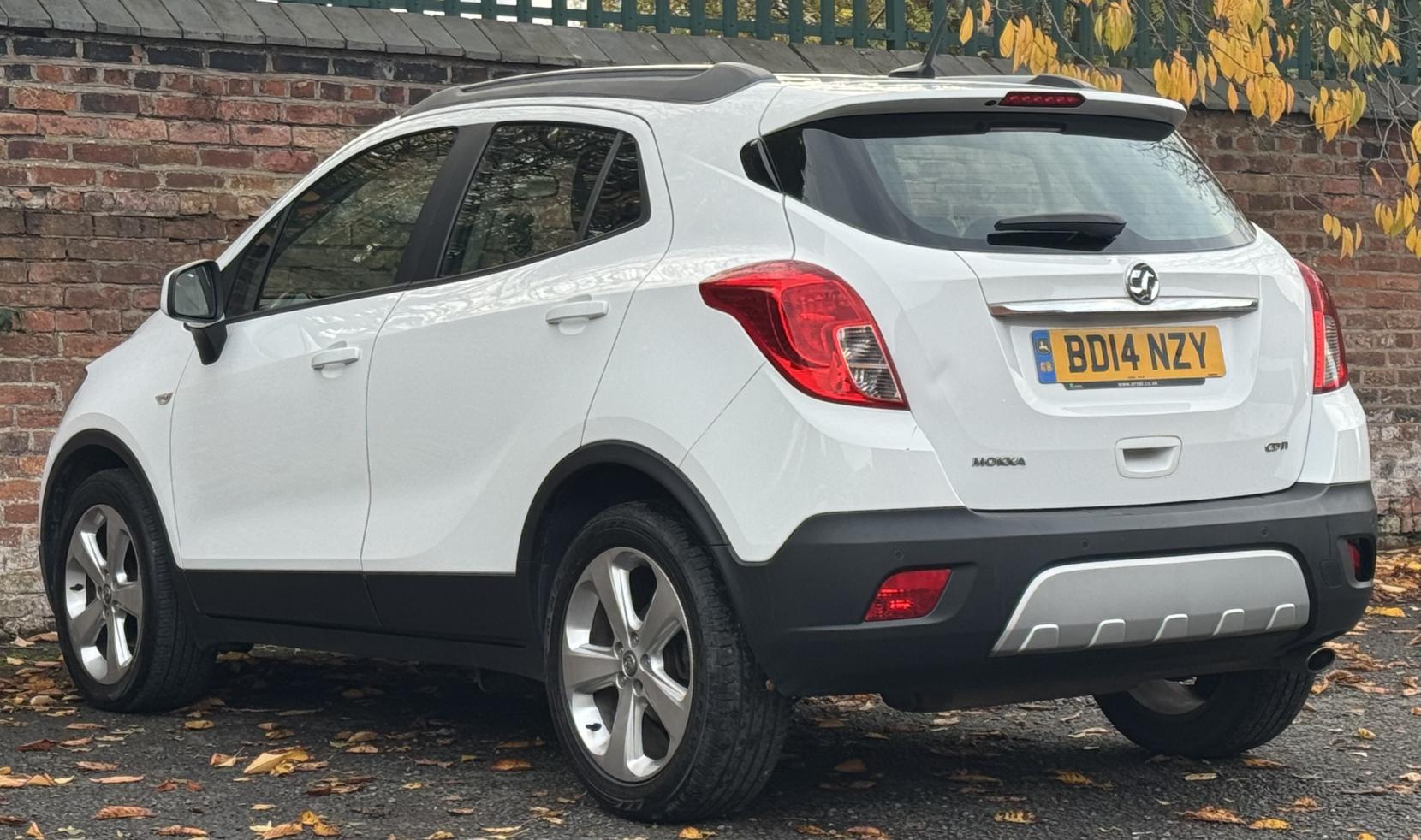Vauxhall Mokka 1.7 CDTi Exclusiv SUV 5dr Diesel Auto 2WD Euro 5 (130 ps)