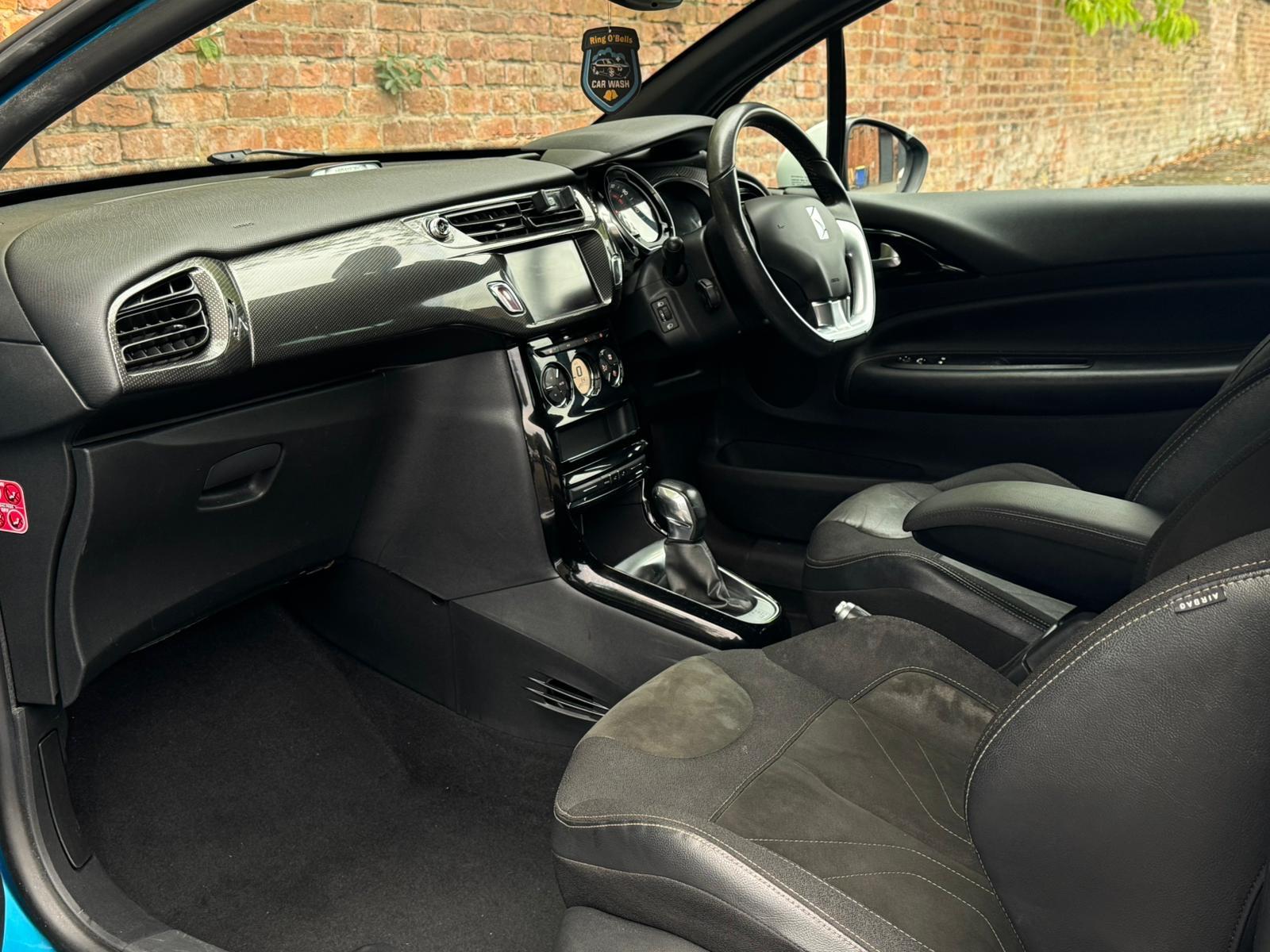 DS AUTOMOBILES DS 3 1.2 PureTech Elegance Hatchback 3dr Petrol EAT6 Euro 6 (s/s) (110 ps)