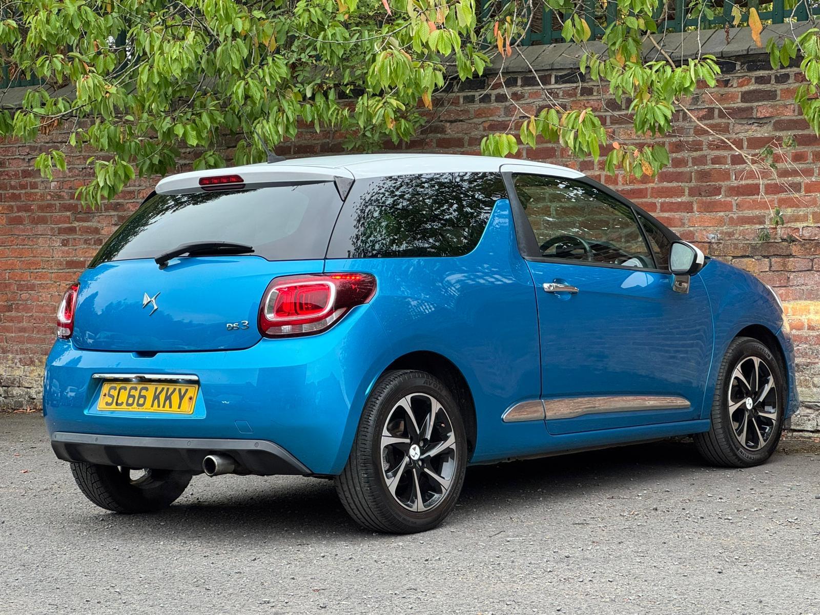 DS AUTOMOBILES DS 3 1.2 PureTech Elegance Hatchback 3dr Petrol EAT6 Euro 6 (s/s) (110 ps)