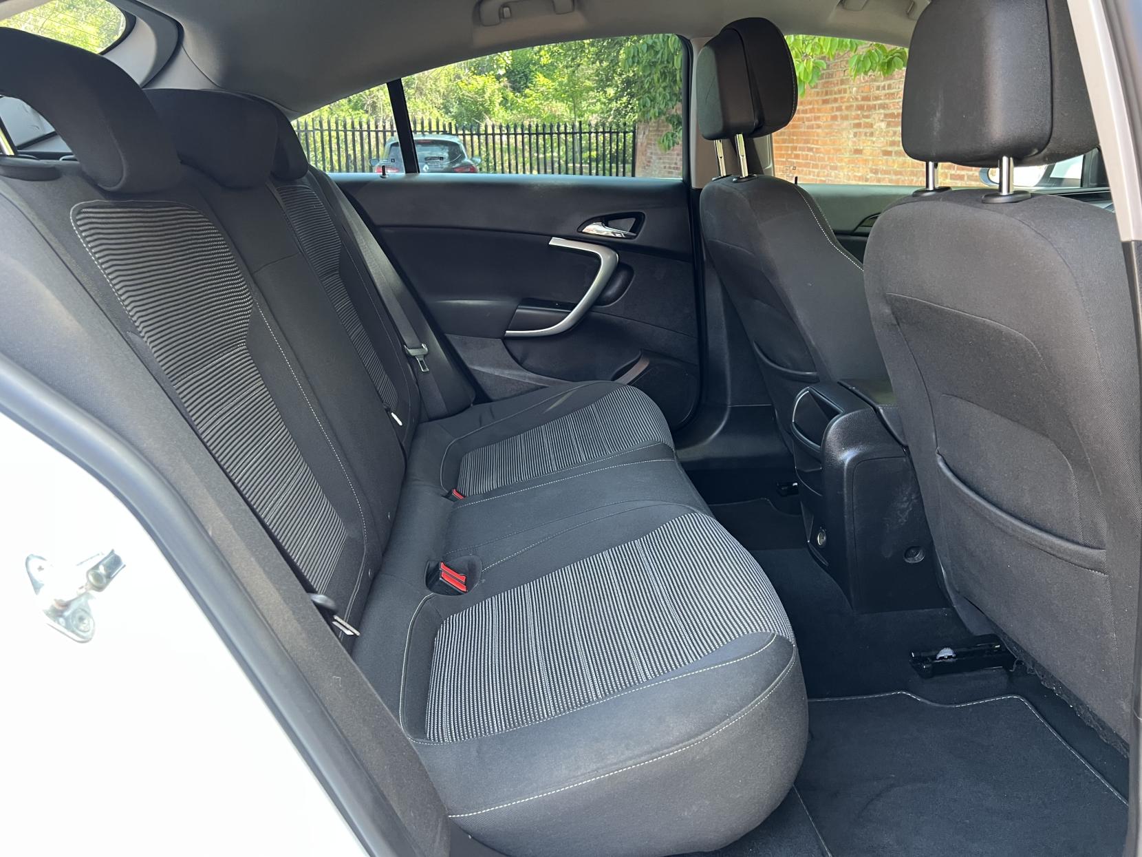Vauxhall Insignia 1.6
