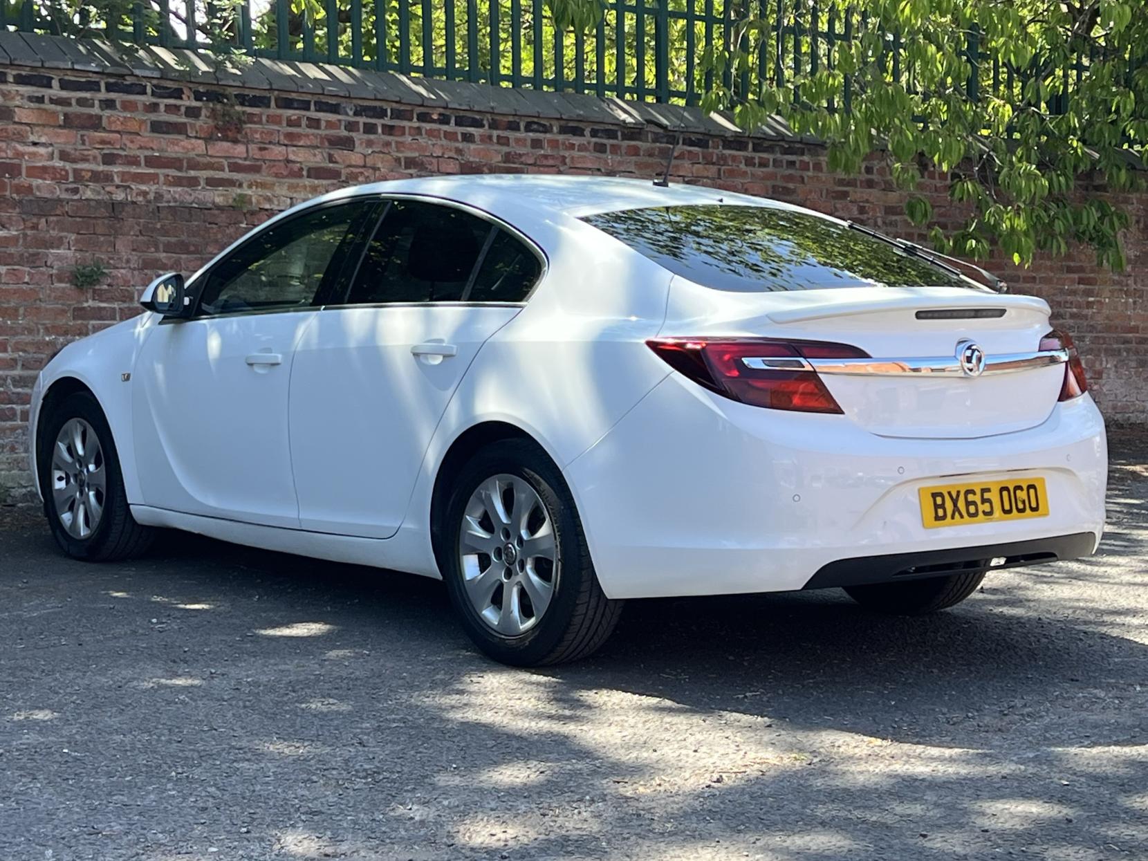Vauxhall Insignia 1.6