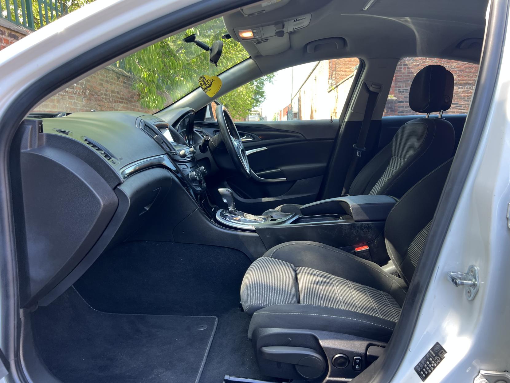 Vauxhall Insignia 1.6