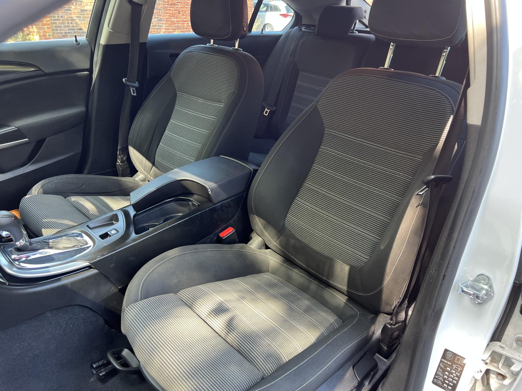 Vauxhall Insignia 1.6