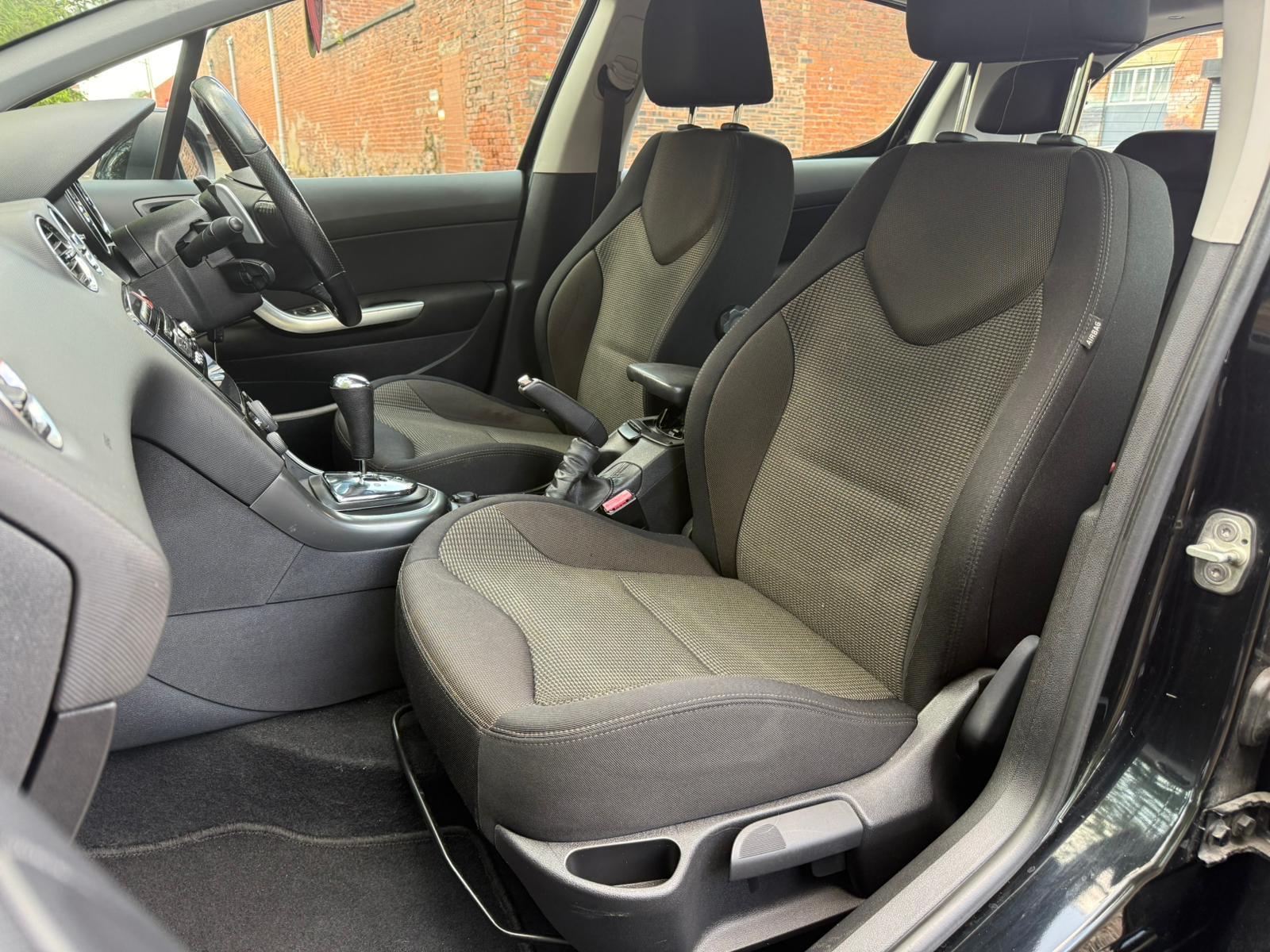 Peugeot 308 1.6 e-HDi Active Hatchback 5dr Diesel EGC Euro 5 (s/s) (112 ps)