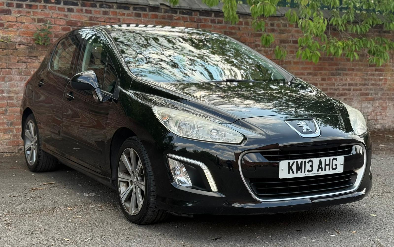 Peugeot 308 1.6 e-HDi Active Hatchback 5dr Diesel EGC Euro 5 (s/s) (112 ps)