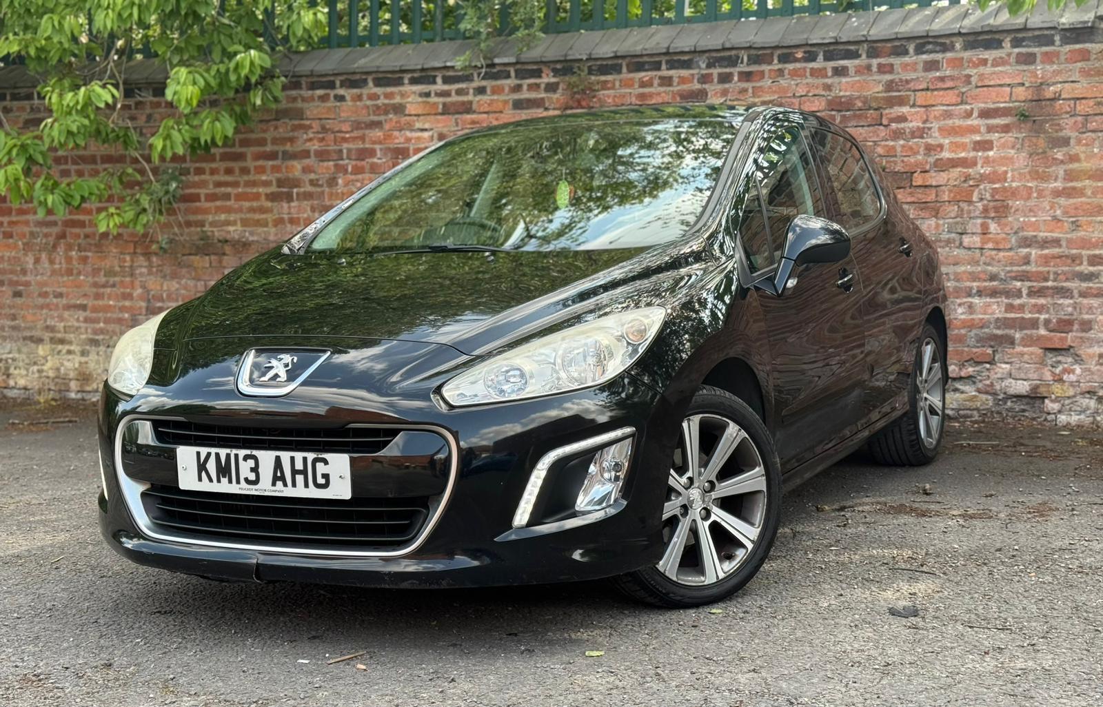 Peugeot 308 1.6 e-HDi Active Hatchback 5dr Diesel EGC Euro 5 (s/s) (112 ps)