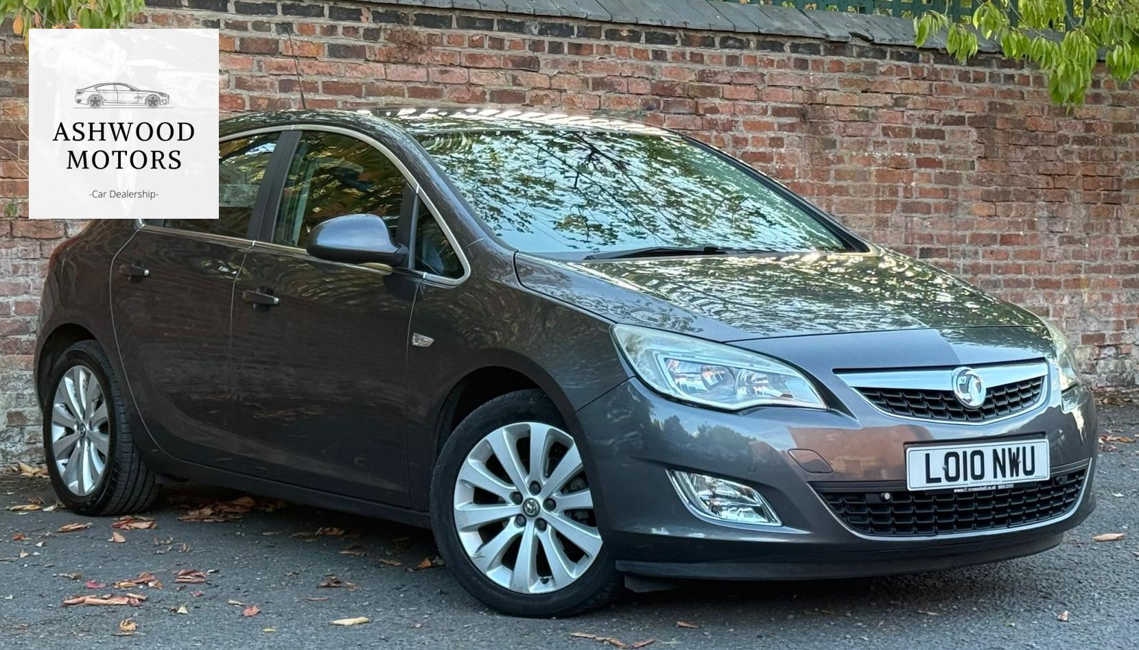 Vauxhall Astra 1.6 16v Elite Hatchback 5dr Petrol Auto Euro 5 (115 ps)