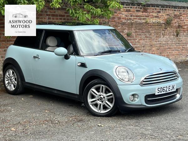 MINI Hatch 1.6 Cooper Hatchback 3dr Petrol Auto Euro 5 (122 ps)