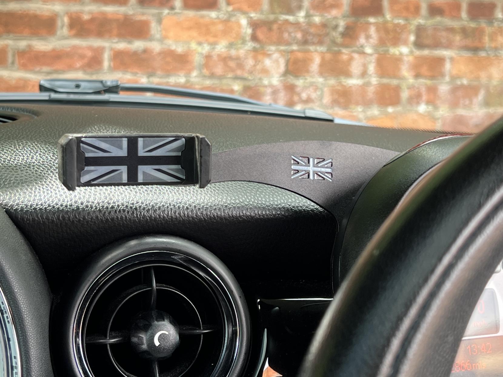 MINI Hatch 1.6 Cooper Hatchback 3dr Petrol Auto Euro 5 (122 ps)