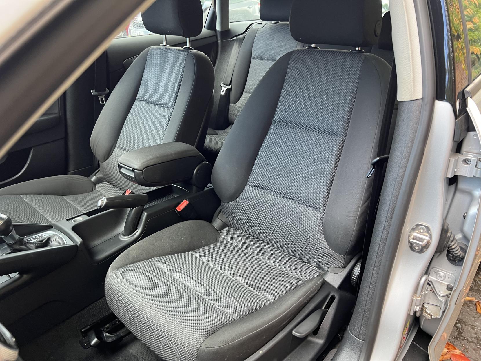 Audi A3 1.6 TDI SE Sportback 5dr Diesel S Tronic Euro 5 (s/s) (105 ps)